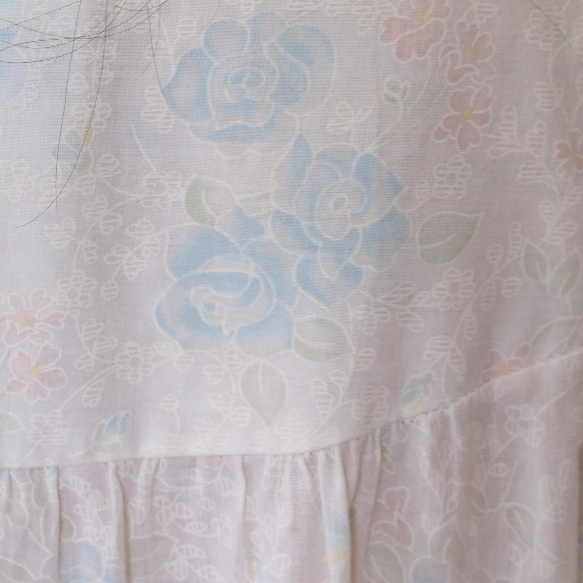 90s White Floral Nightgown Peter Pan Collar Embroidered Ruffled Mini Small
