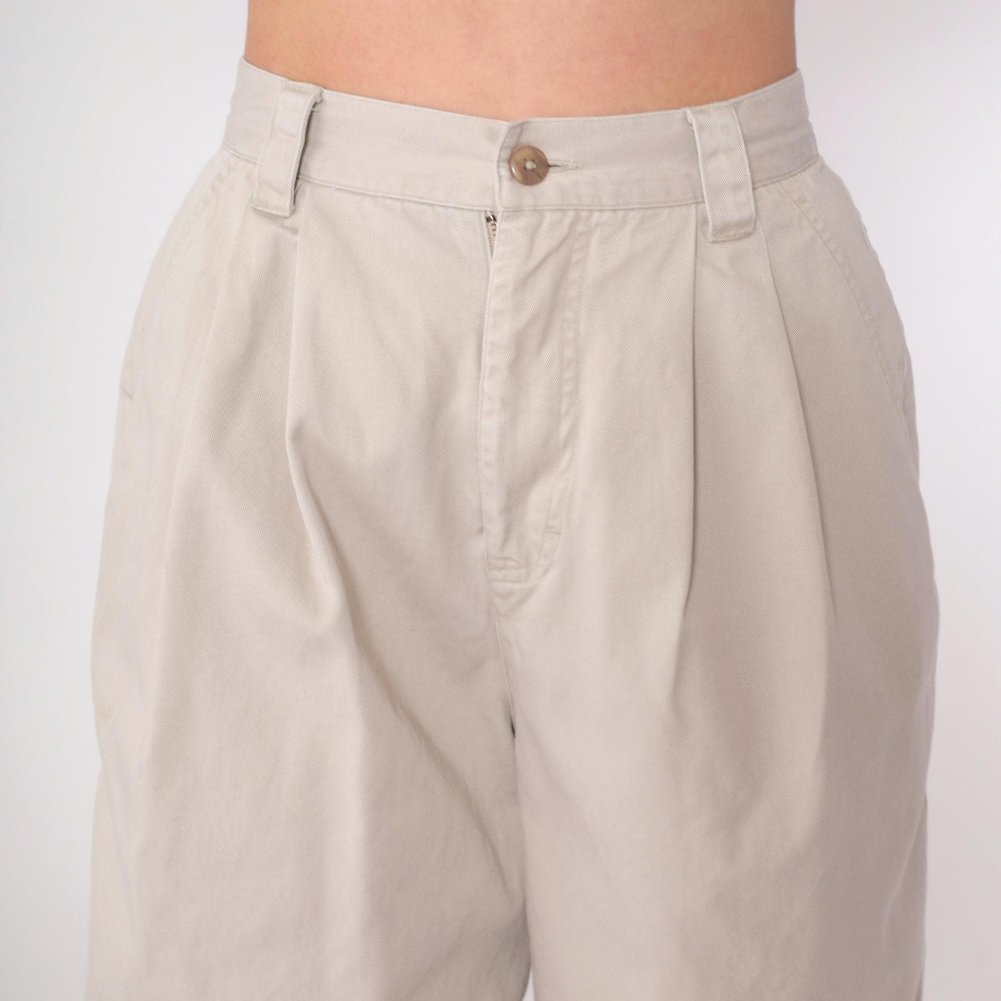 Eddie Bauer 90s Khaki Pleated Cotton Shorts High Rise Small 6