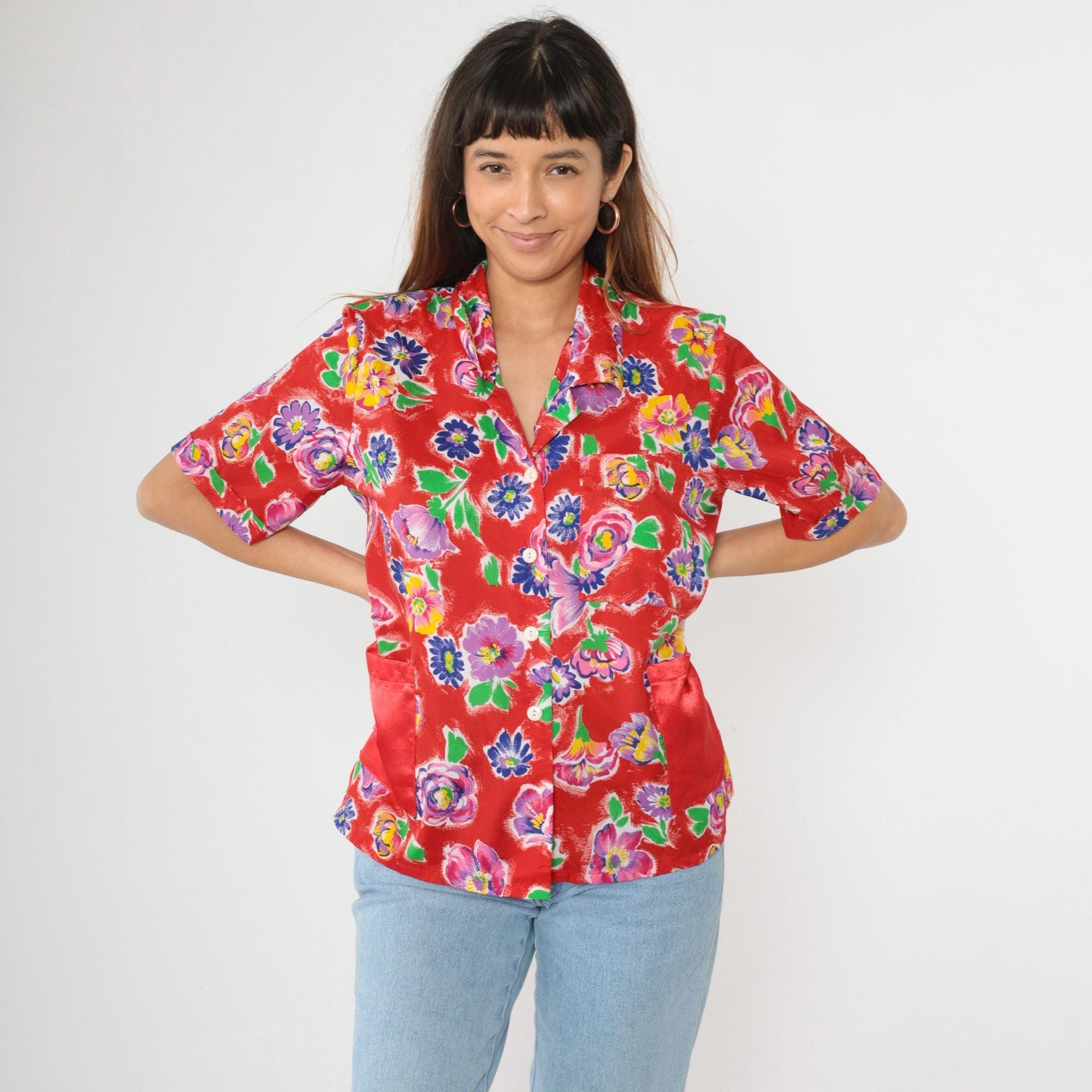 90s Red Floral Button-Up Blouse Satin Pockets Short Sleeve Medium