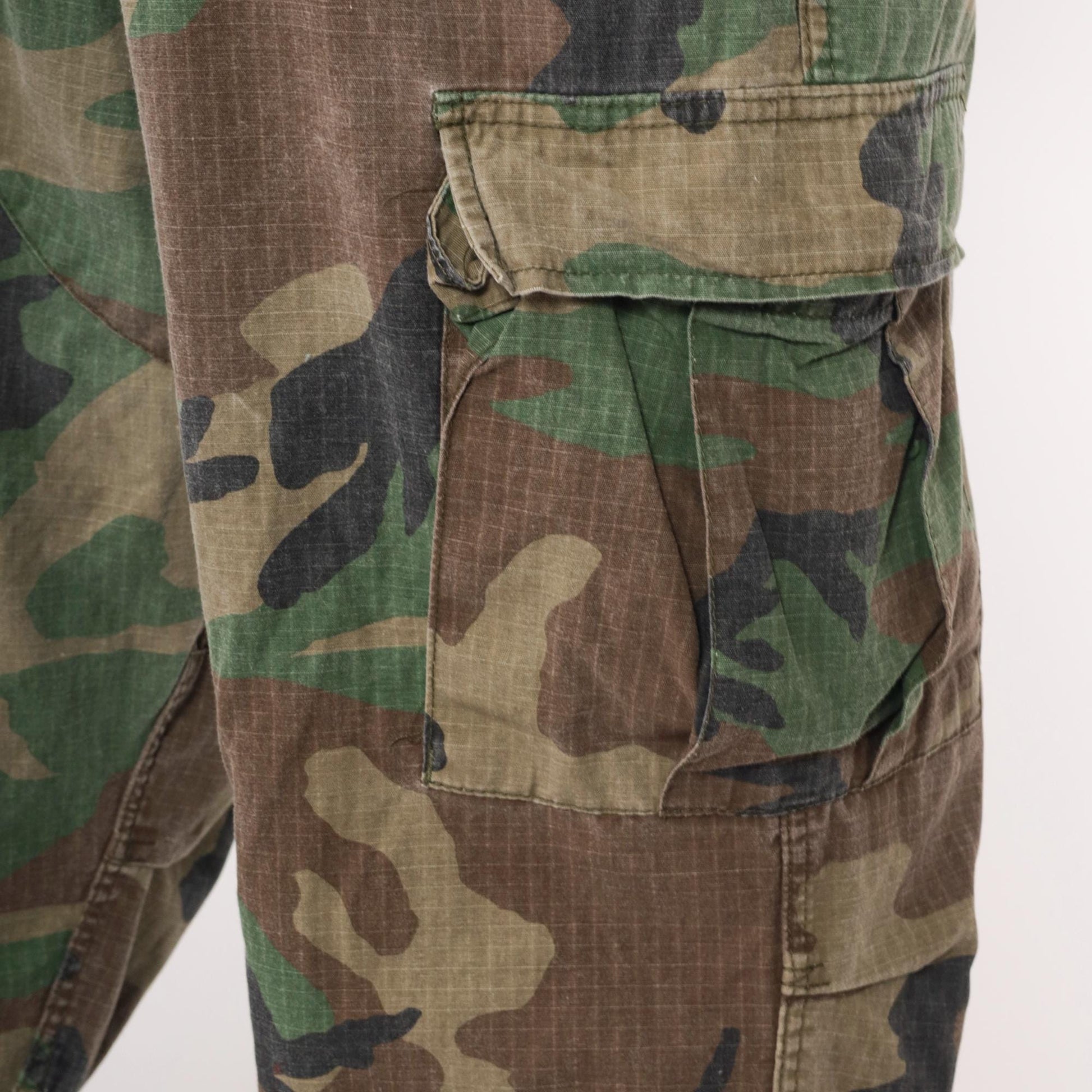 90s Camo Army Cargo Pants Olive Green Drawstring Ankle Extra Large XL