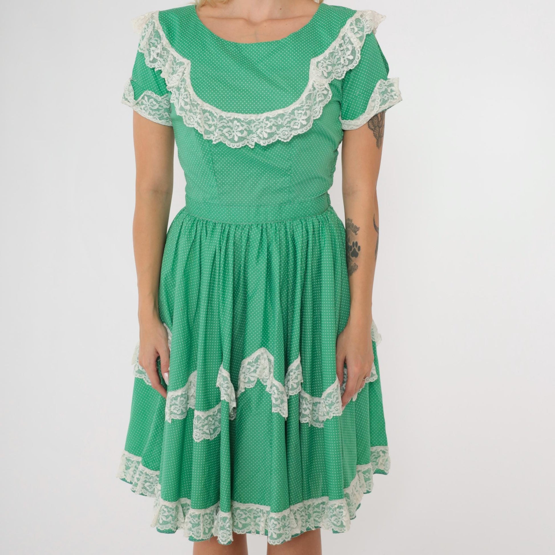 1950s Western Square Dance Dress Green Polka Dot Lace Trim Full Skirt Small