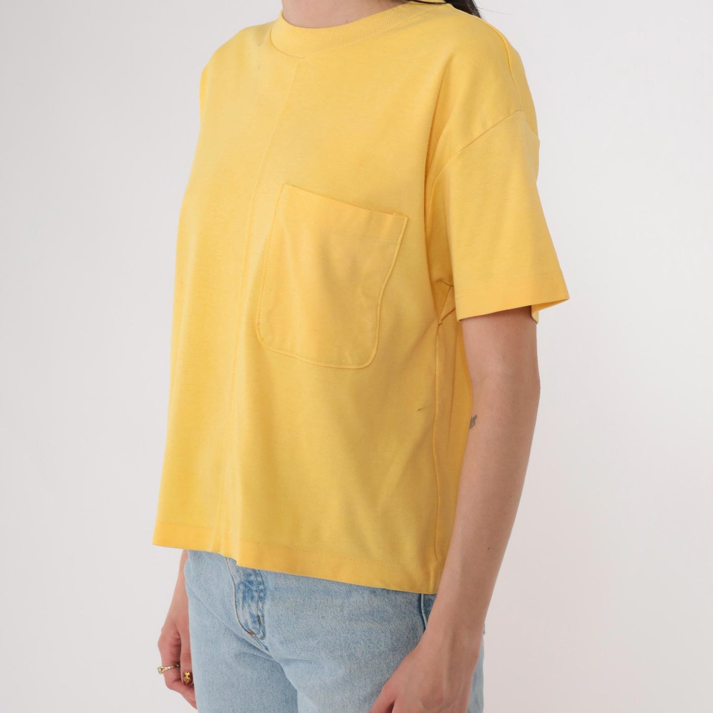 90s Yellow Pocket T-Shirt Joan Harper Crewneck Plain Tee Medium