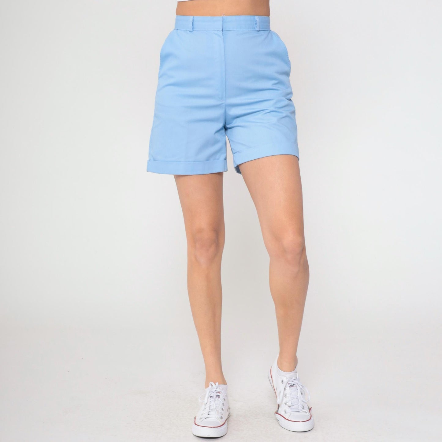 70s Wrangler High-Waisted Shorts Baby Blue Cuffed Cotton Small