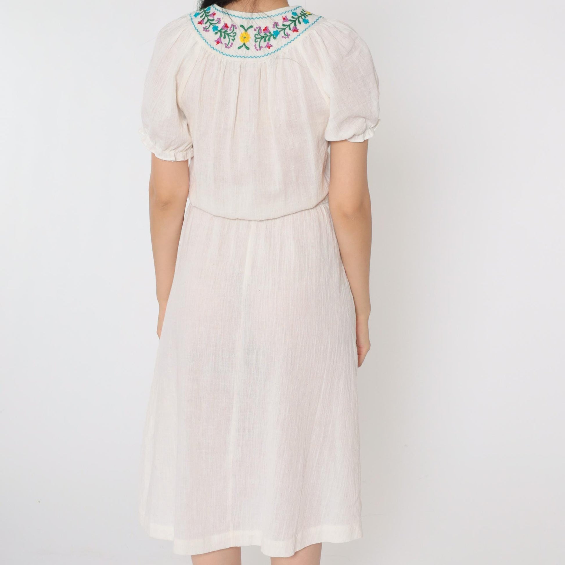 70s Floral Embroidered Off-White Gauze Peasant Dress Lace-Up Midi Small