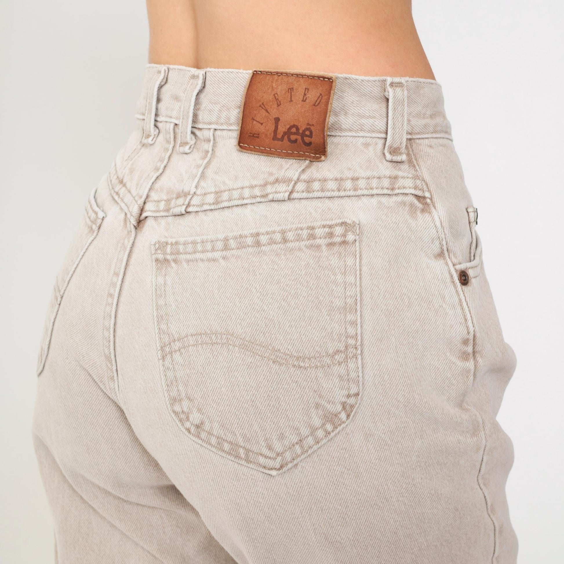 90s Lee High Waist Tapered Jeans Light Brown Denim Small