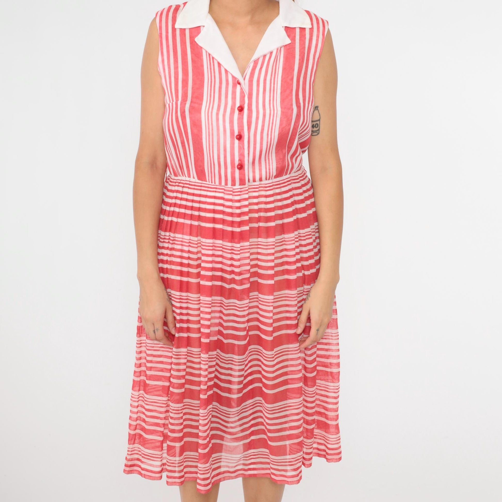 70s Red White Striped Midi Shirtdress Button Up High Waisted Pleated Medium