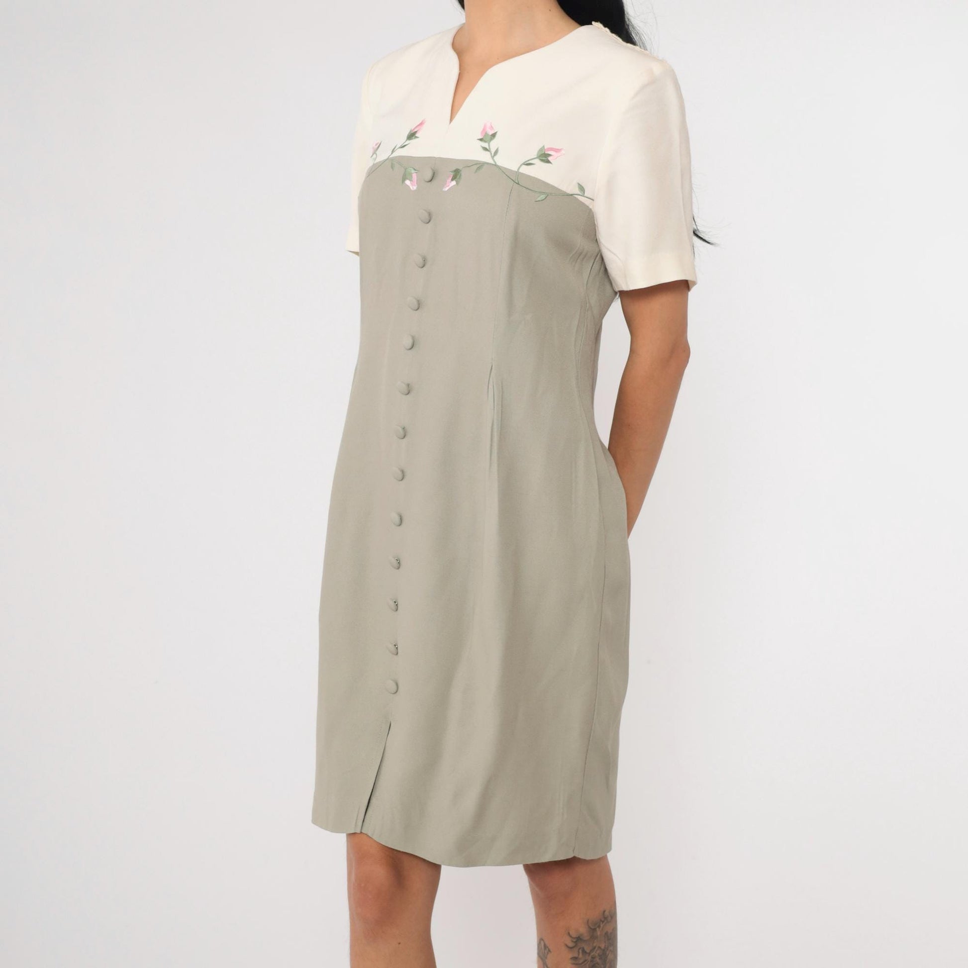 90s S.L. Fashion Petites Sage Floral Embroidered Mini Shirtdress Small