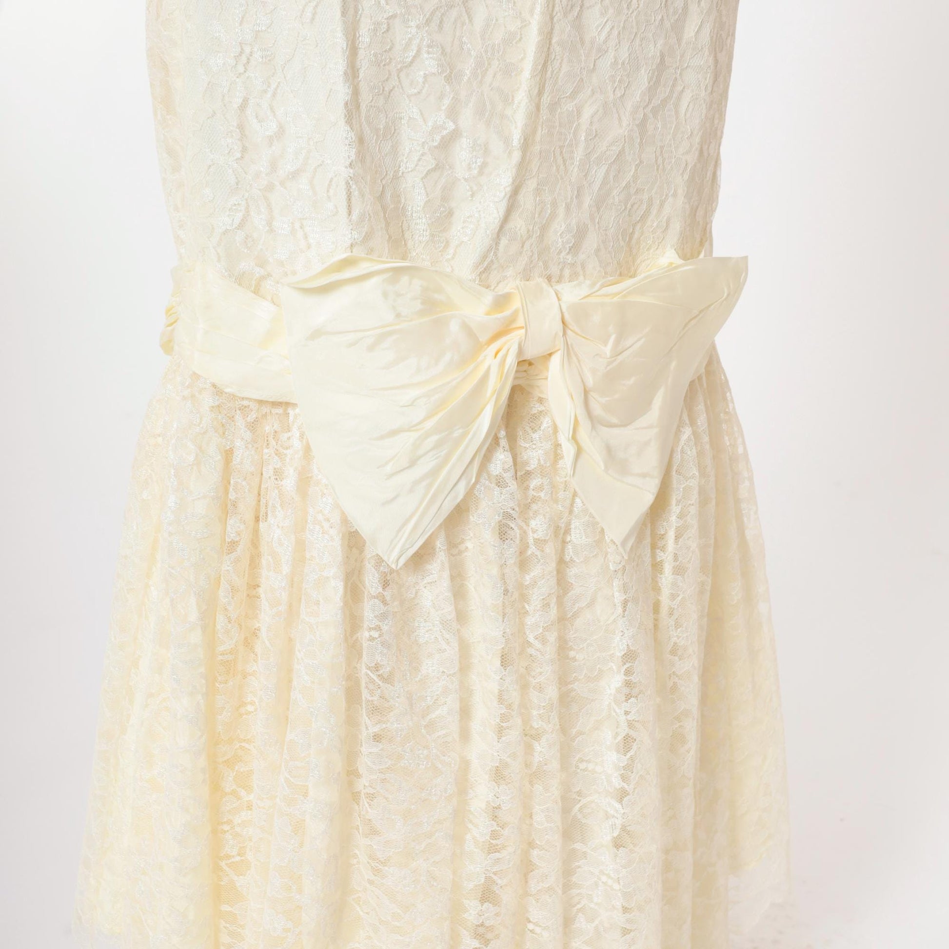 80s Off-White Lace Wedding Dress Maxi Gown Puff Sleeve Sweetheart Neckline Small S