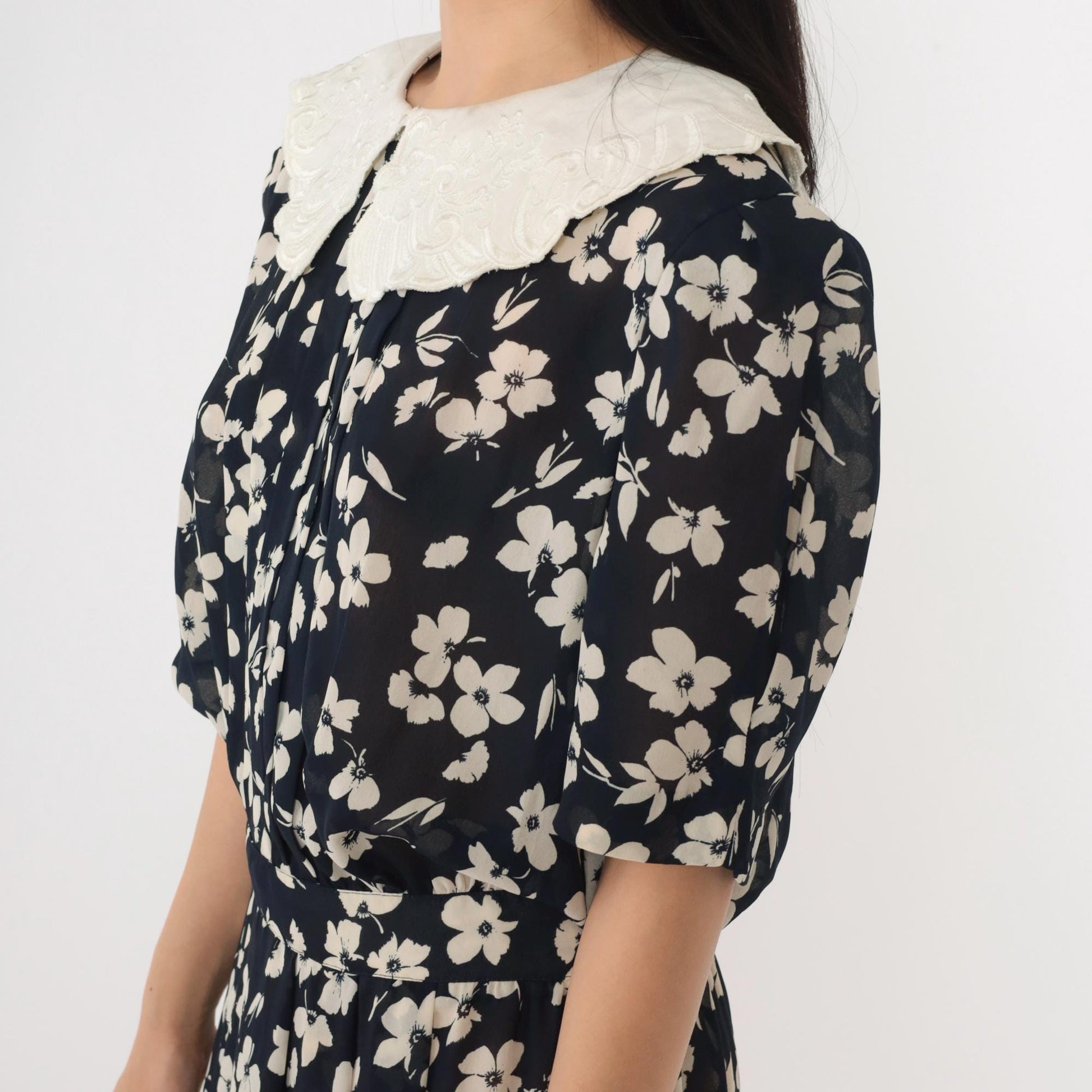 80s Karin Stevens Navy Floral Maxi Dress Pleated High Waist Puritan Collar Medium
