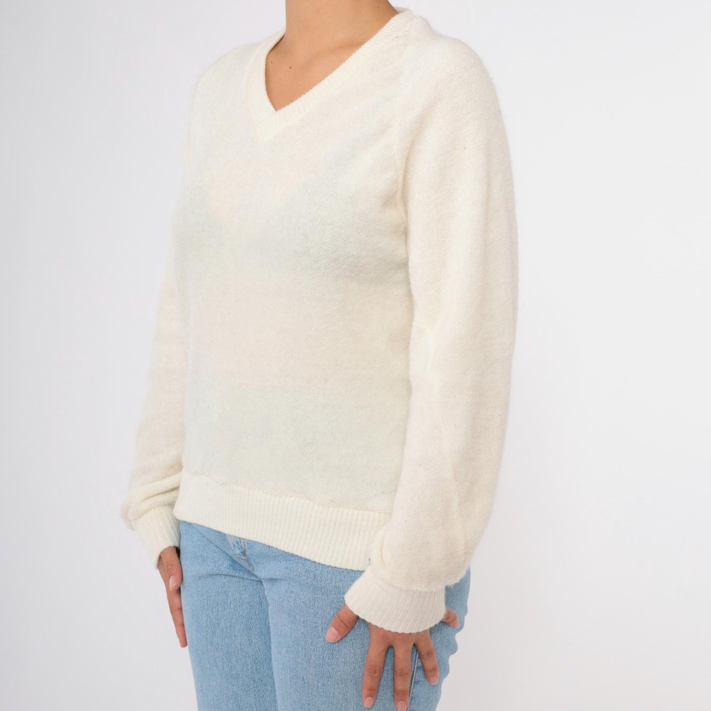 80s Terry Cloth V-Neck Sweatshirt Cream Raglan Sleeve Small