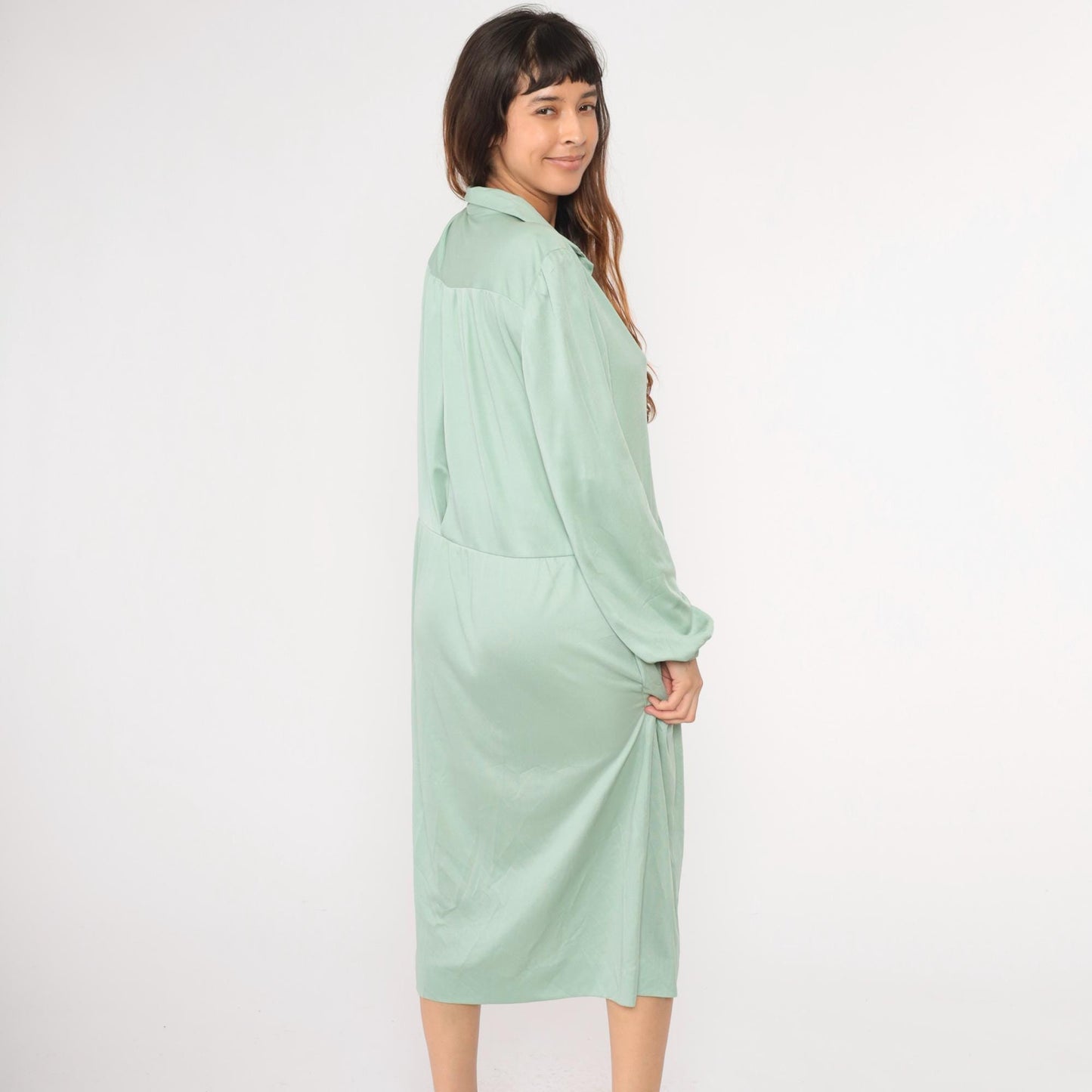 70s Light Green Midi Shirtdress Button-Up High Waisted Collared Long Sleeve Extra Large