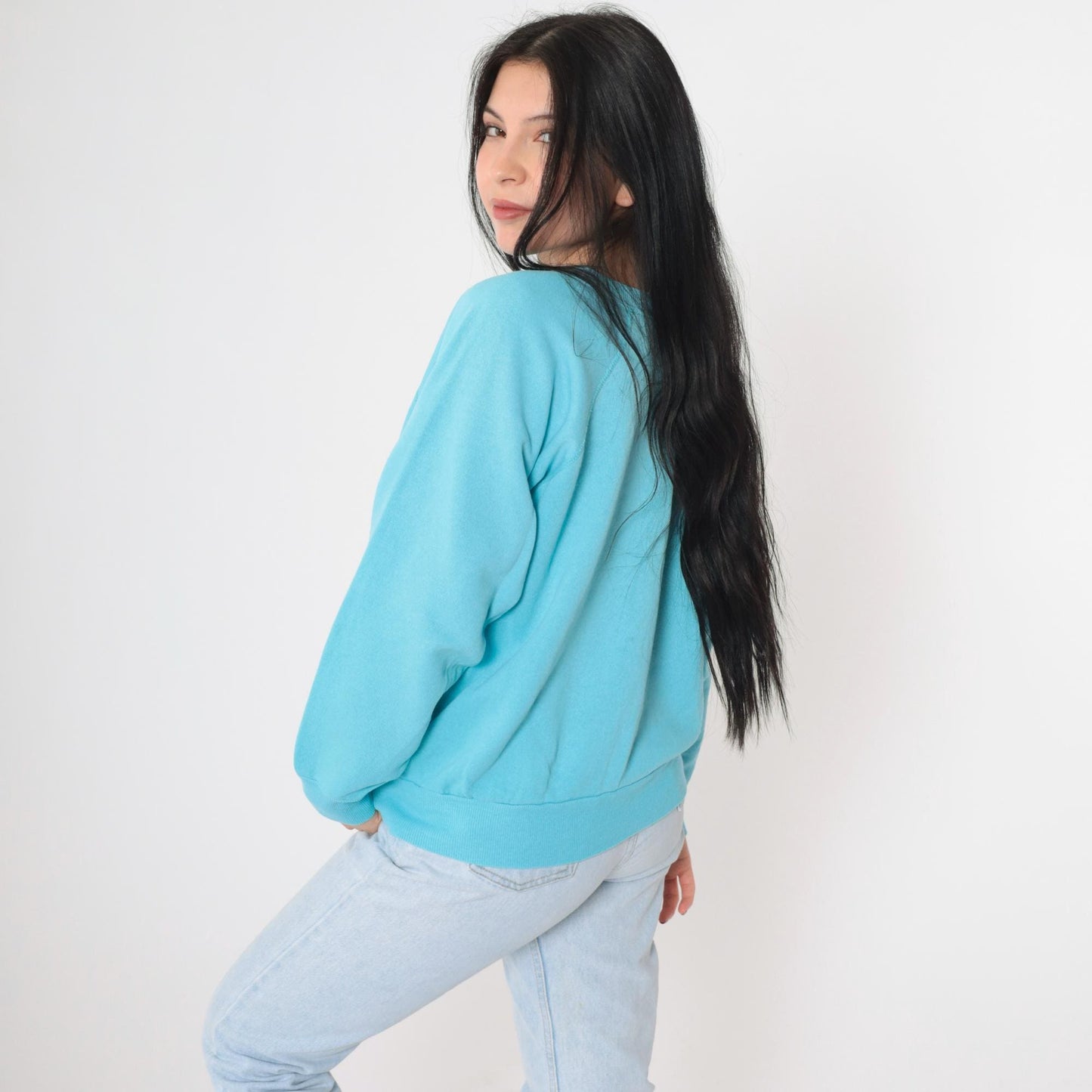 90s Blue Sheep Embroidered Sweatshirt Raglan Crewneck Medium Large