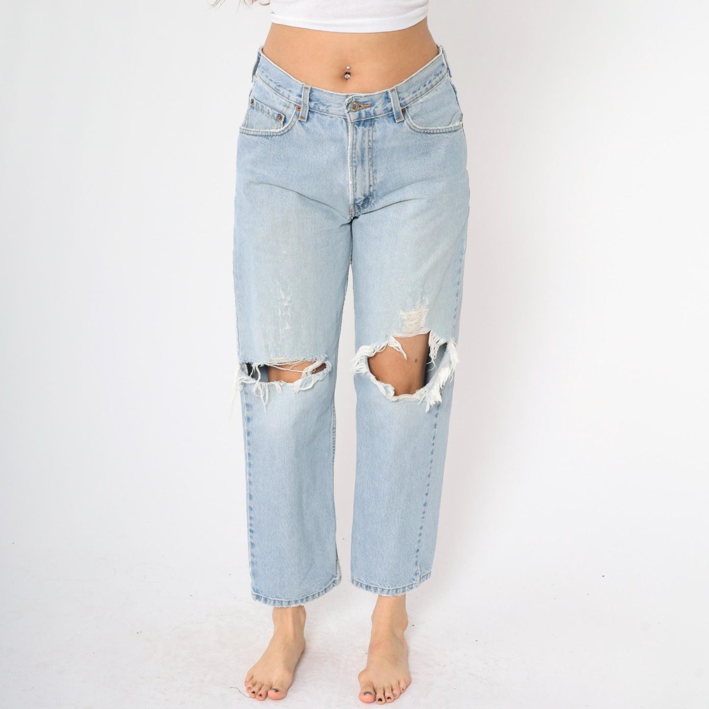 Y2K Levi's 550 Jeans High Rise Straight Leg Ripped Knee Light Wash Blue 32x29