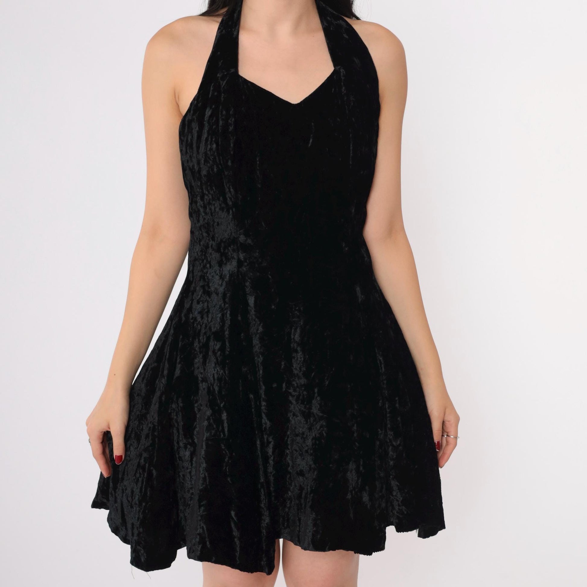 80s Positively Ellyn Black Velvet Halter Mini Dress Sweetheart Neckline Medium