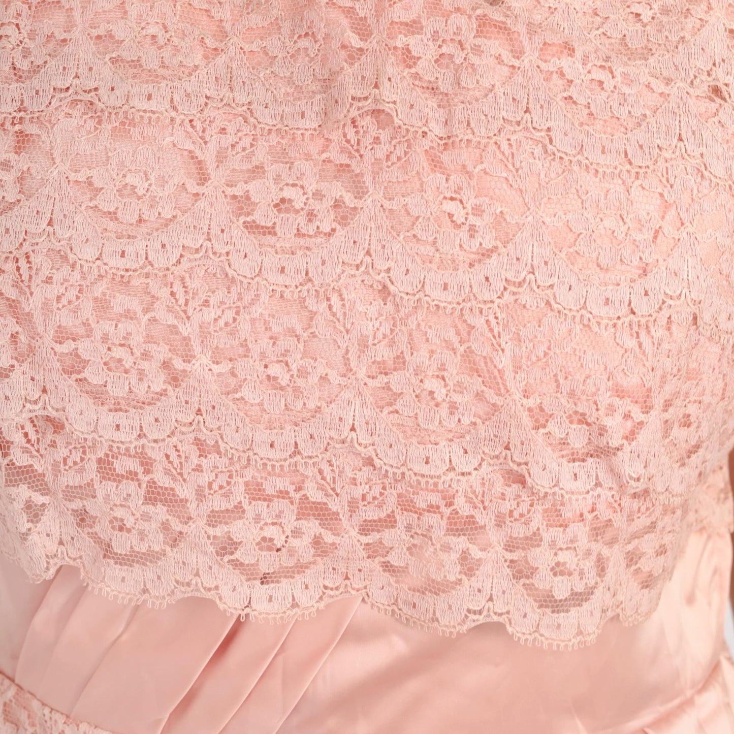 1960s Pink Lace Cocktail Dress Satin Trim High Waist Short Sleeve Medium Large