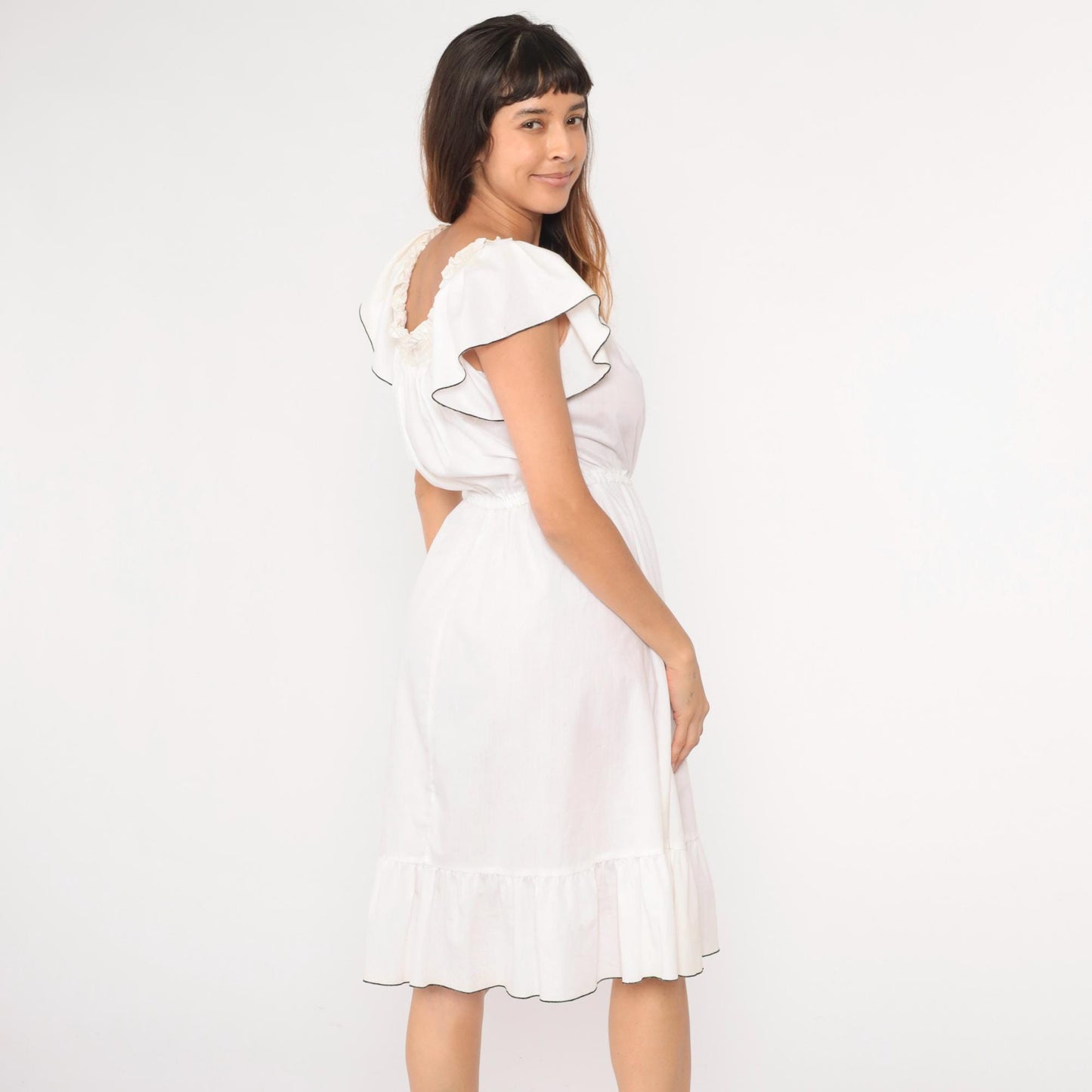 80s White Peasant Dress Smocked Neckline Flutter Sleeve Midi Medium