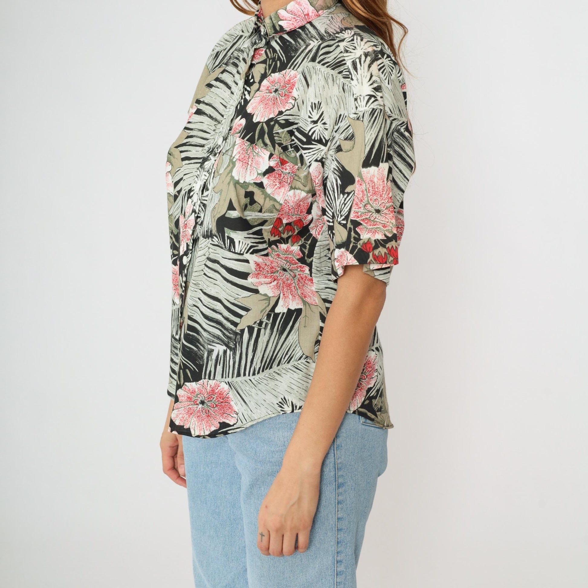 90s Tropical Floral Button Up Blouse Short Sleeve Black Grey Red Large