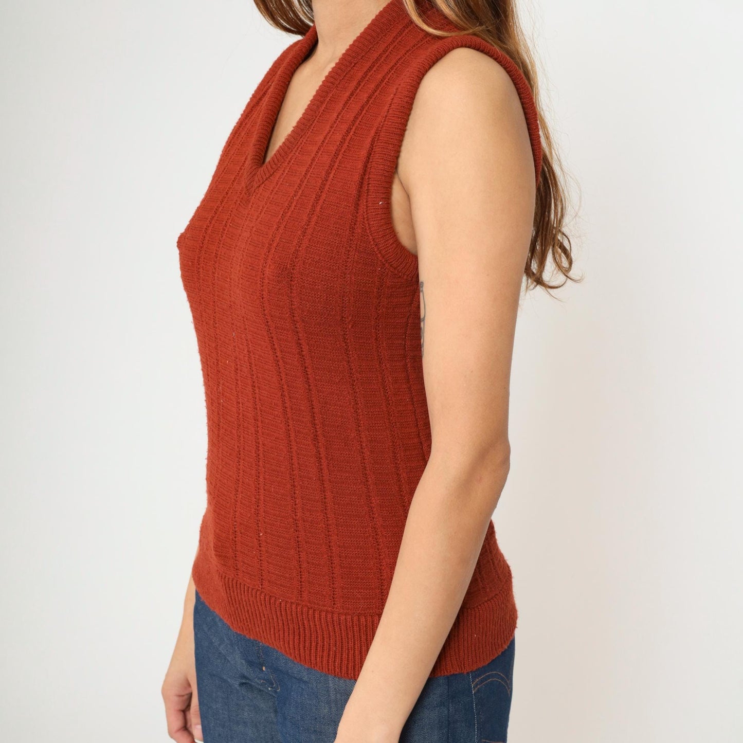 80s Montgomery Ward Rust Acrylic Knit Vest V-Neck Sleeveless Pullover Small
