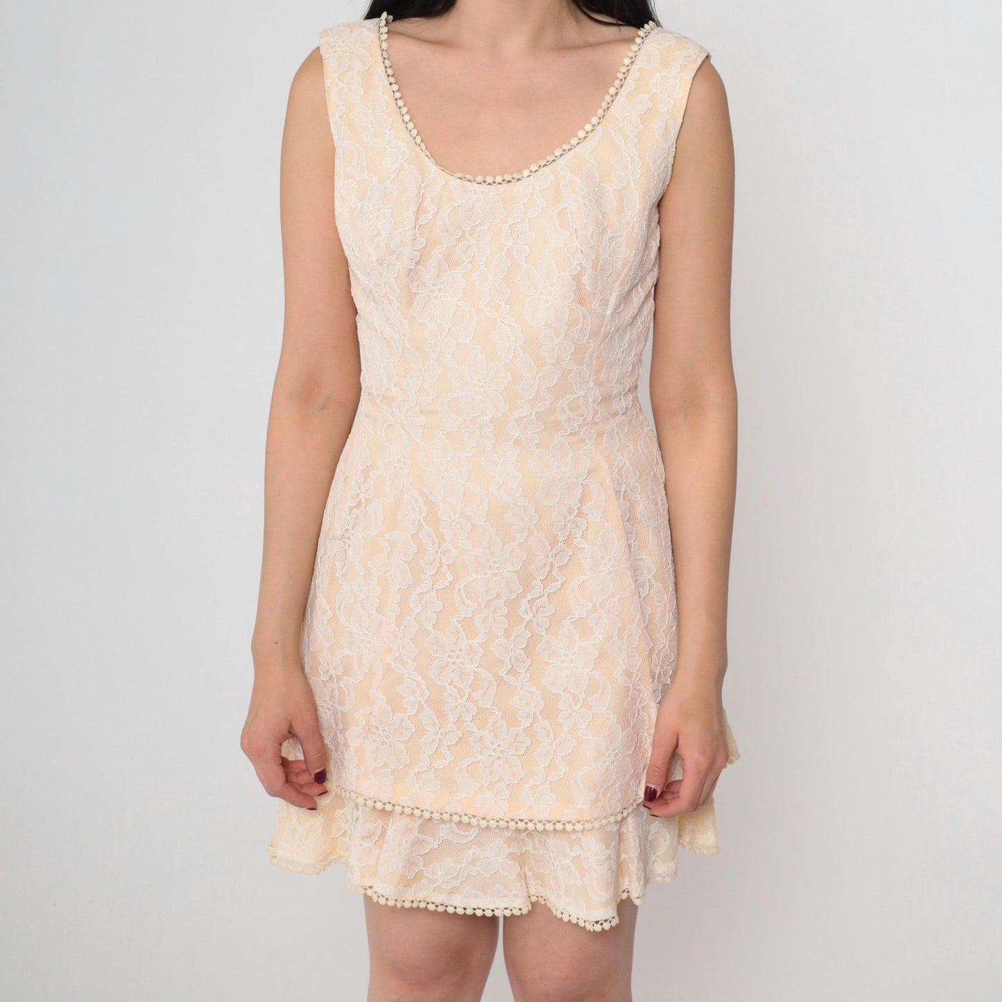 60s Lilli Diamond Cream Lace Shift Dress Sleeveless Mini Scoop Neck Extra Small