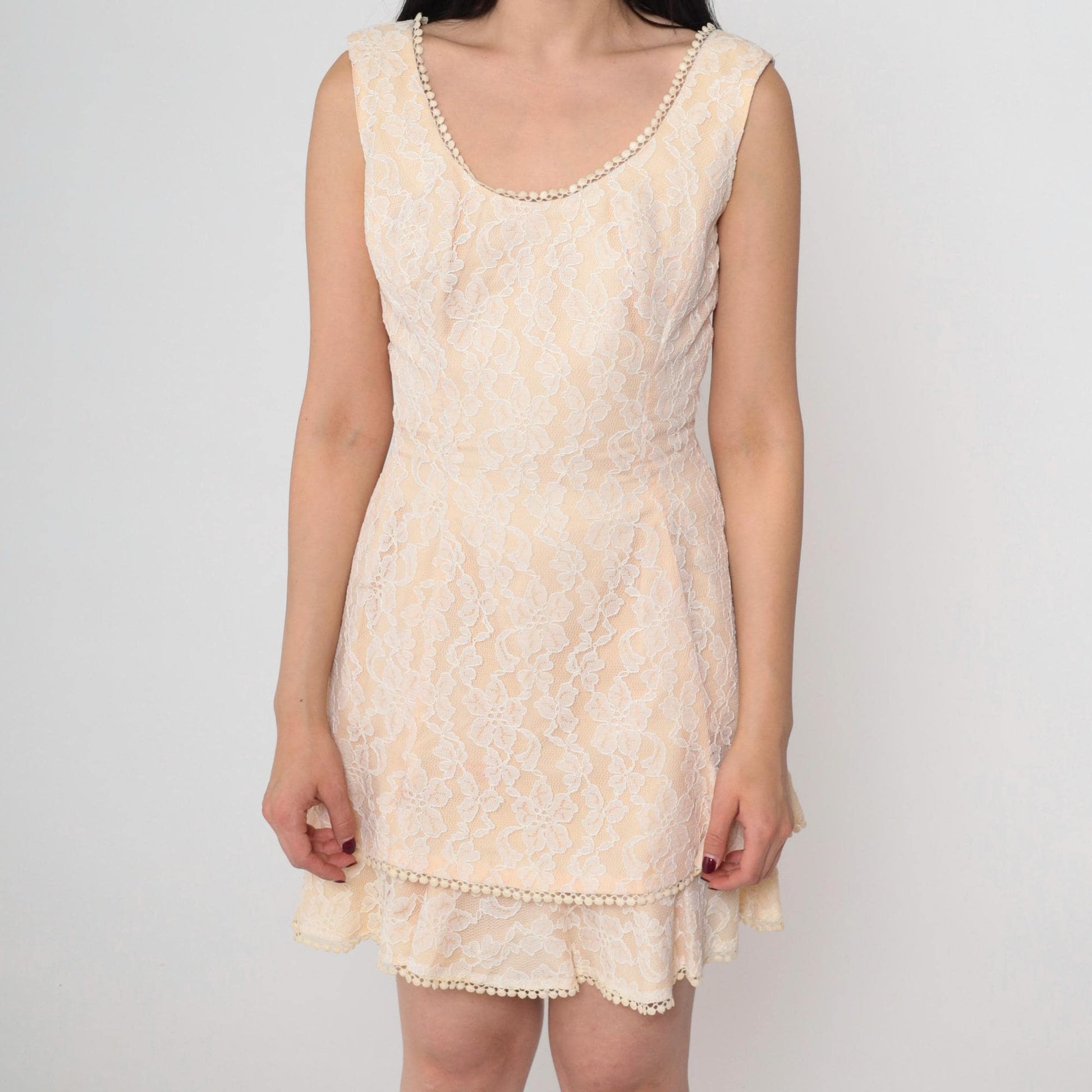 60s Lilli Diamond Cream Lace Shift Dress Sleeveless Mini Scoop Neck Extra Small