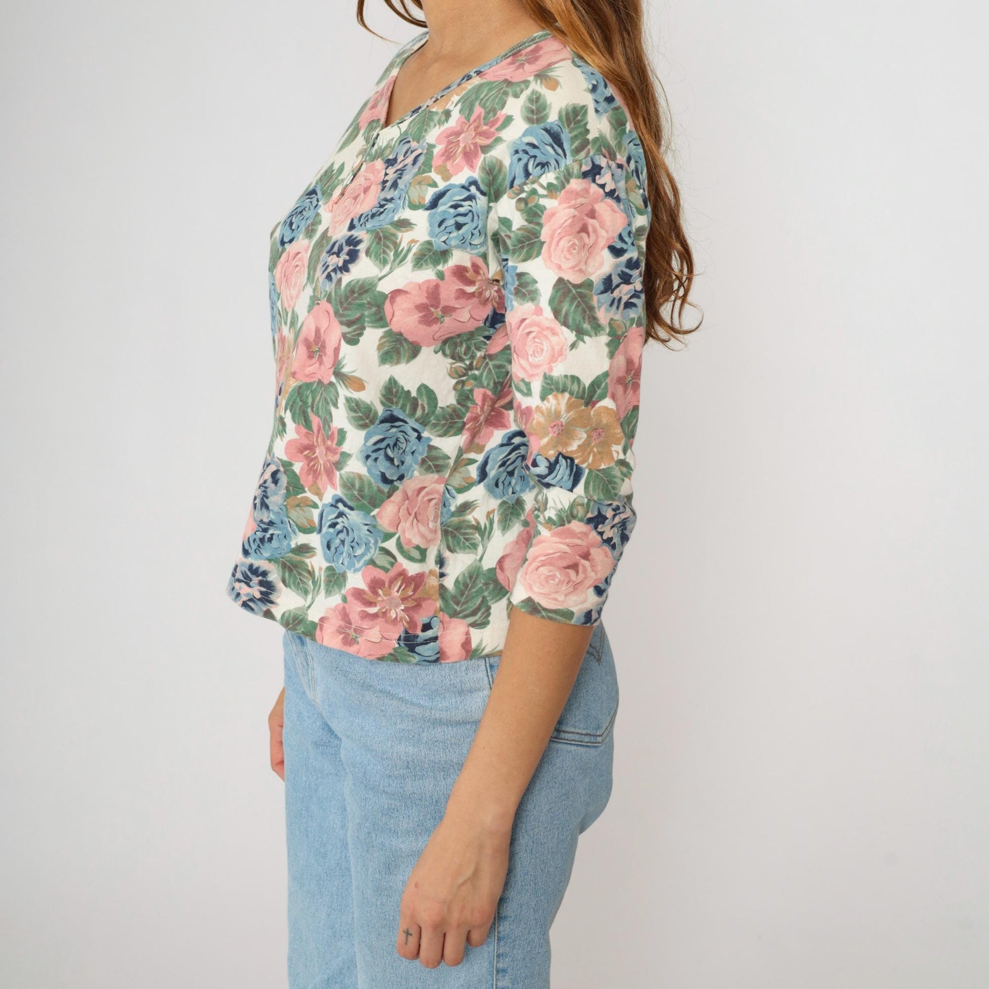 90s Floral Henley Shirt Pastel Print 3/4 Sleeve Button Up Cotton Medium M