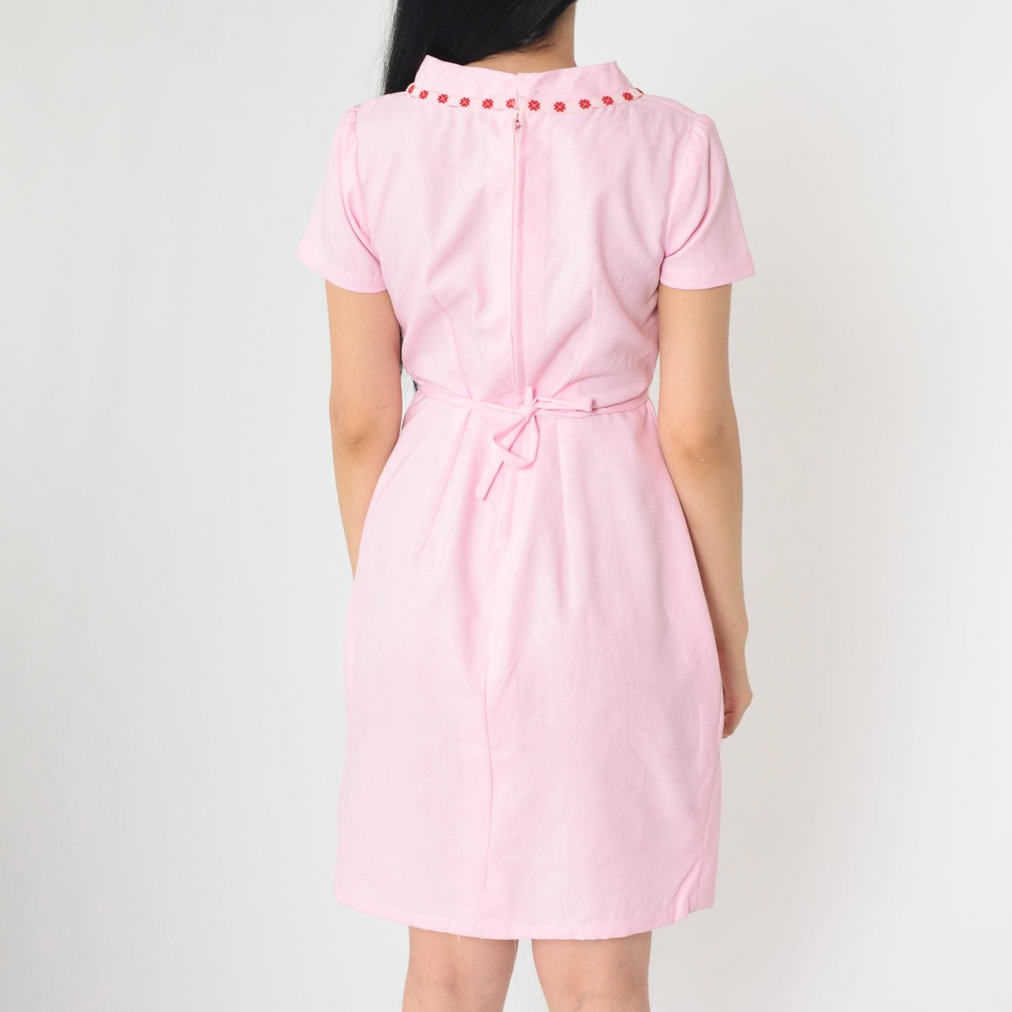 1960s Pink Mod Shift Dress Embroidered Collar Textured Print Tie Waist Small