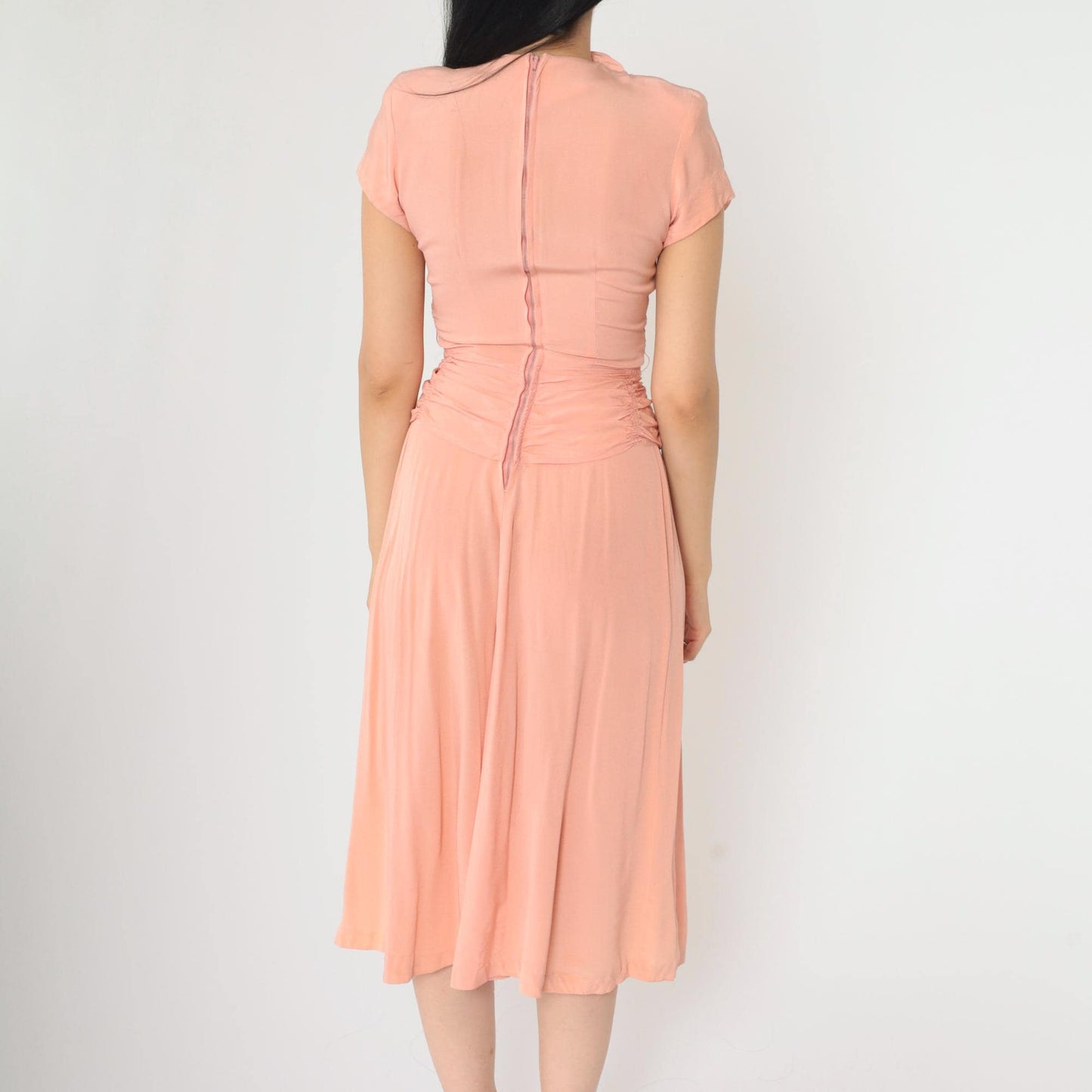 1940s Peach Party Dress Scalloped Bodice Ruched Waist Midi Extra Small