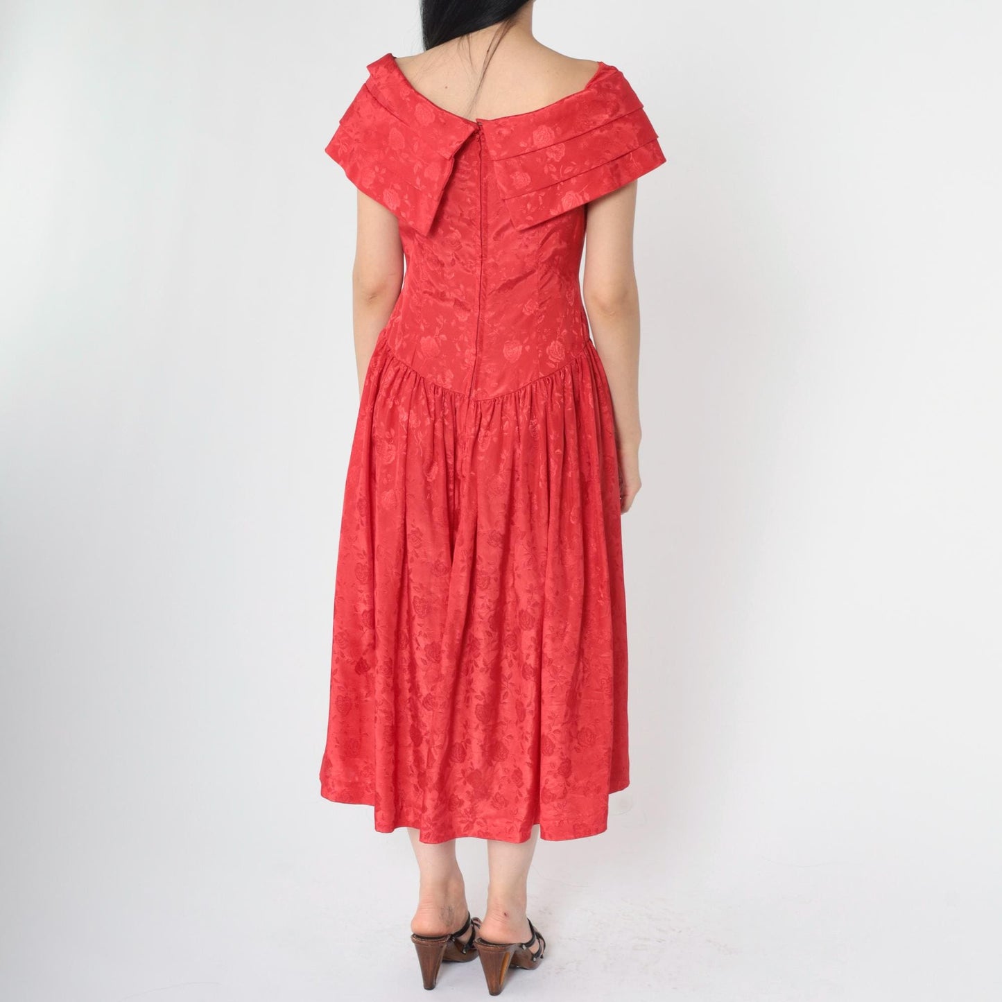 80s Red Floral Jacquard Midi Dress Off-Shoulder Pleated Collar Medium