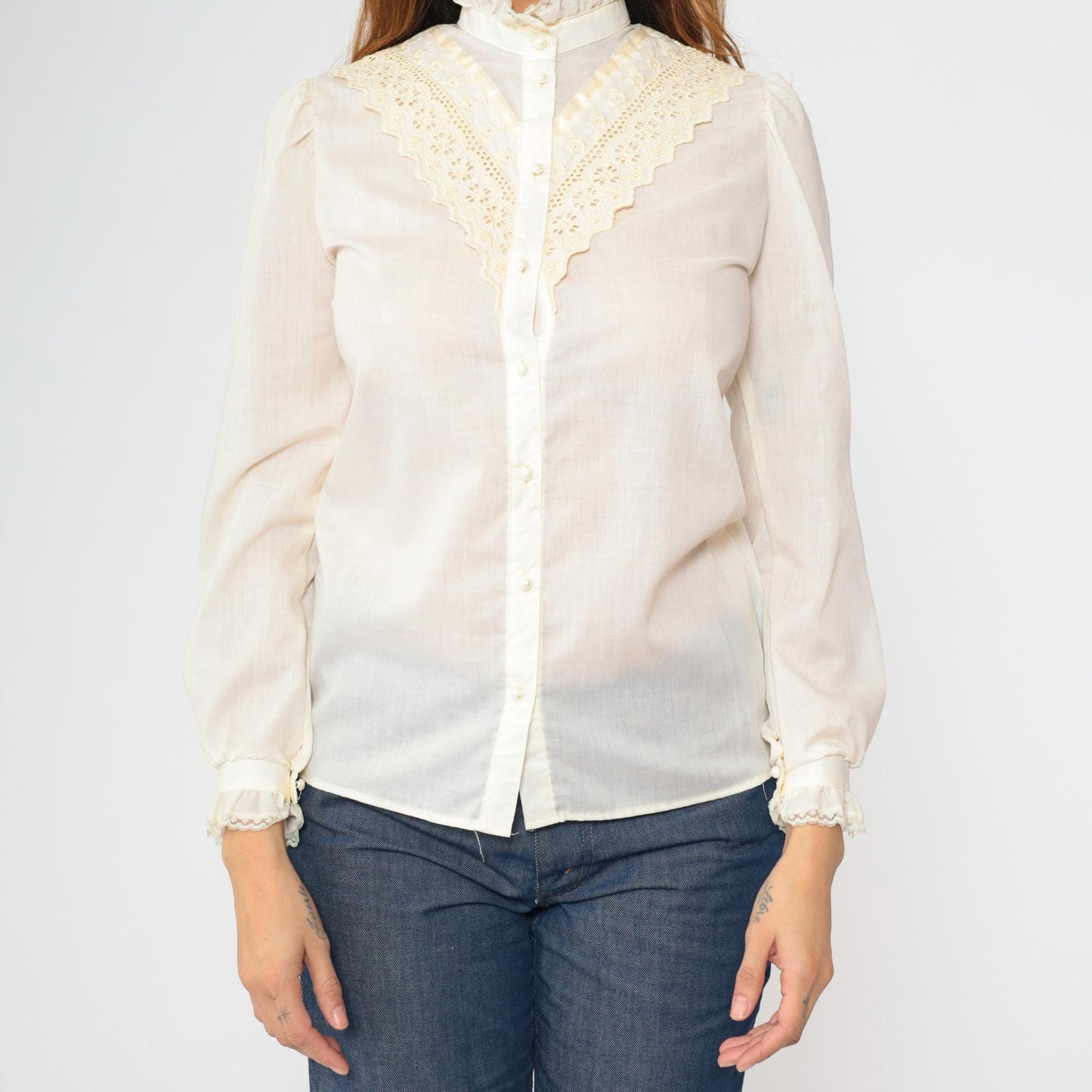 80s Cream Eyelet Lace Blouse Pearl Buttons Puff Sleeves Small