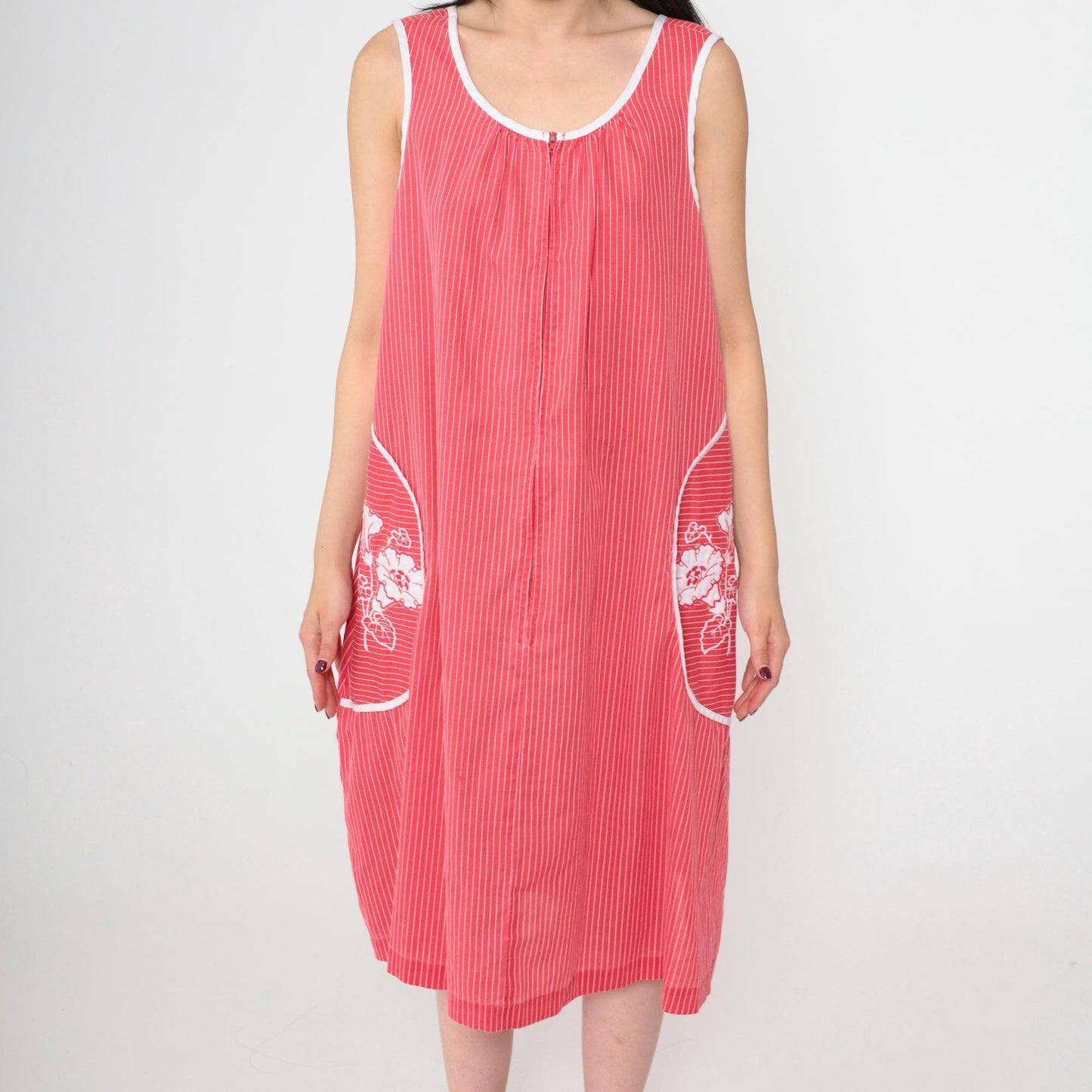 80s Red Striped Midi Dress Floral Embroidered Pockets Sleeveless Scoop Neck Large
