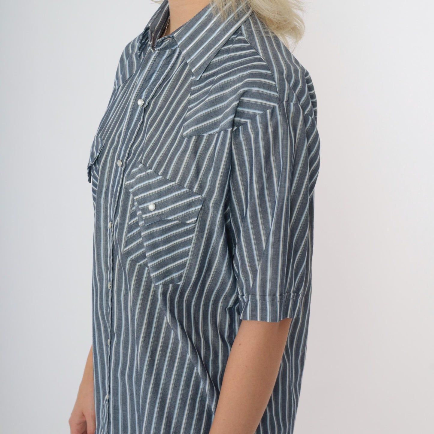 90s Plains Western Wear Pearl Snap Shirt Grey Striped Short Sleeve Small
