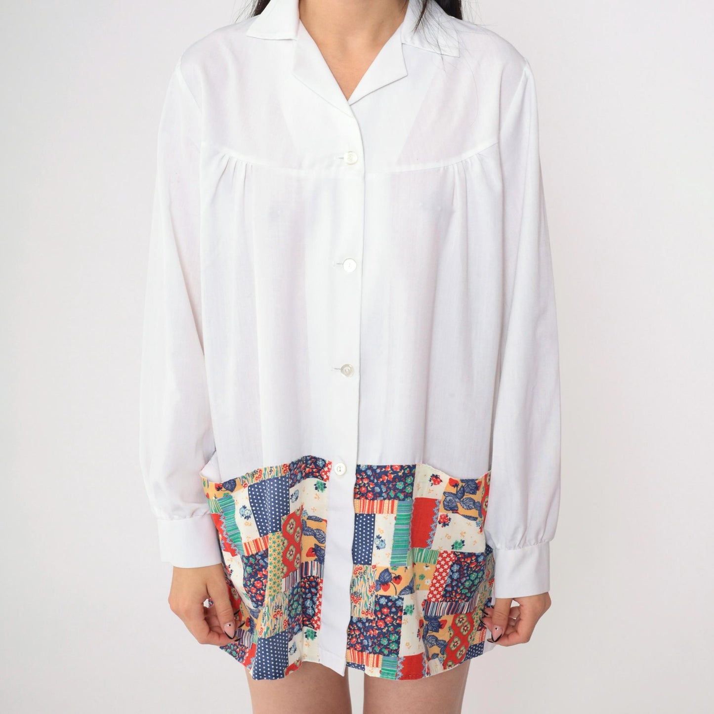 70s White Patchwork Strawberry Floral Button-Up Blouse Long Sleeve Extra Large