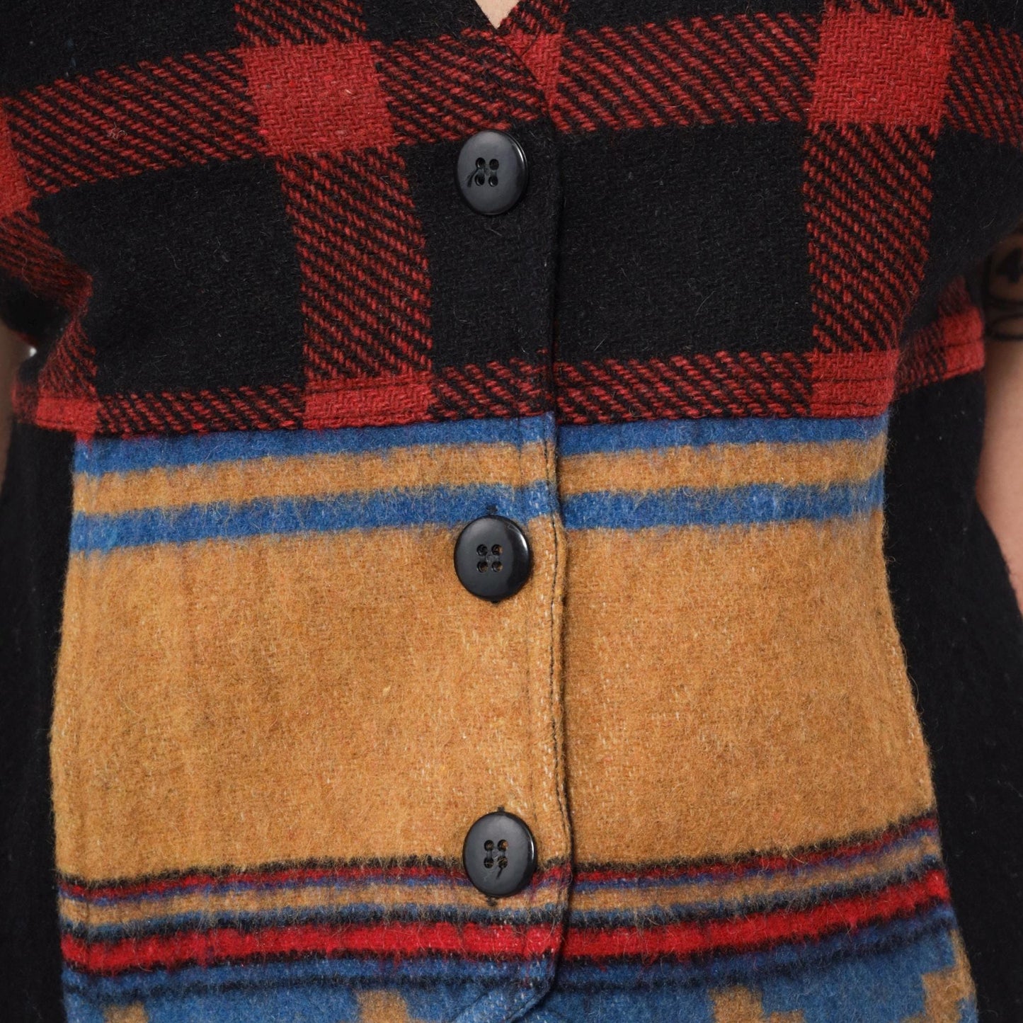 90s Southwestern Plaid Wool Vest Black Red Geometric Button V-Neck Small