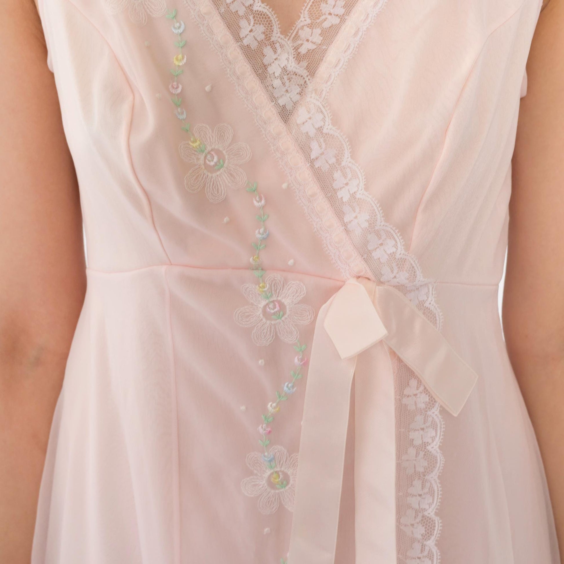 60s Shadowline Baby Pink Nylon Nightgown Floral Embroidered Empire Waist Small