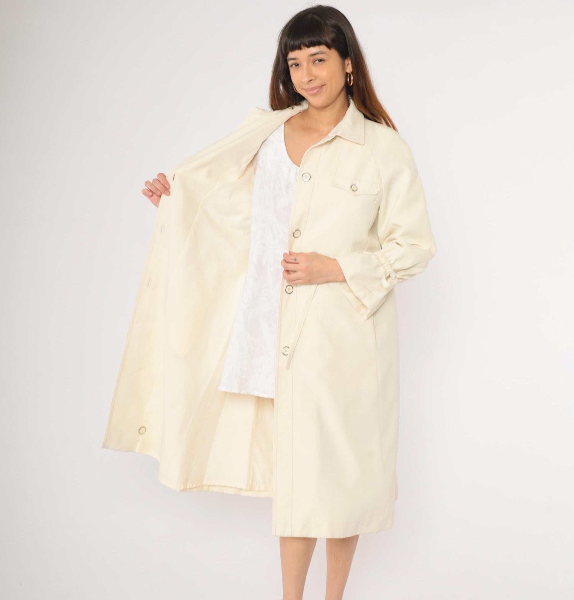 70s Cream Trench Coat Drawstring Waist Pointed Collar Button Front Medium