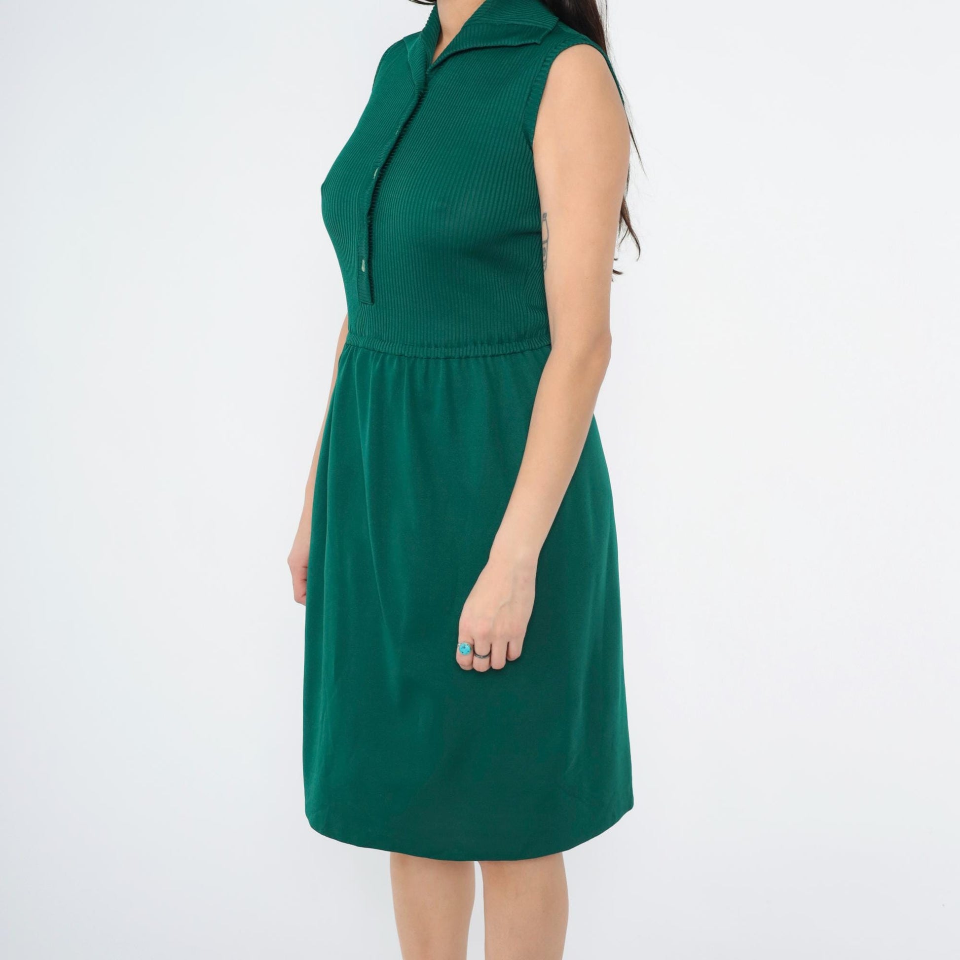 70s Dark Green Ribbed Knit Button-Up Dress Sleeveless Knee-Length Small Medium
