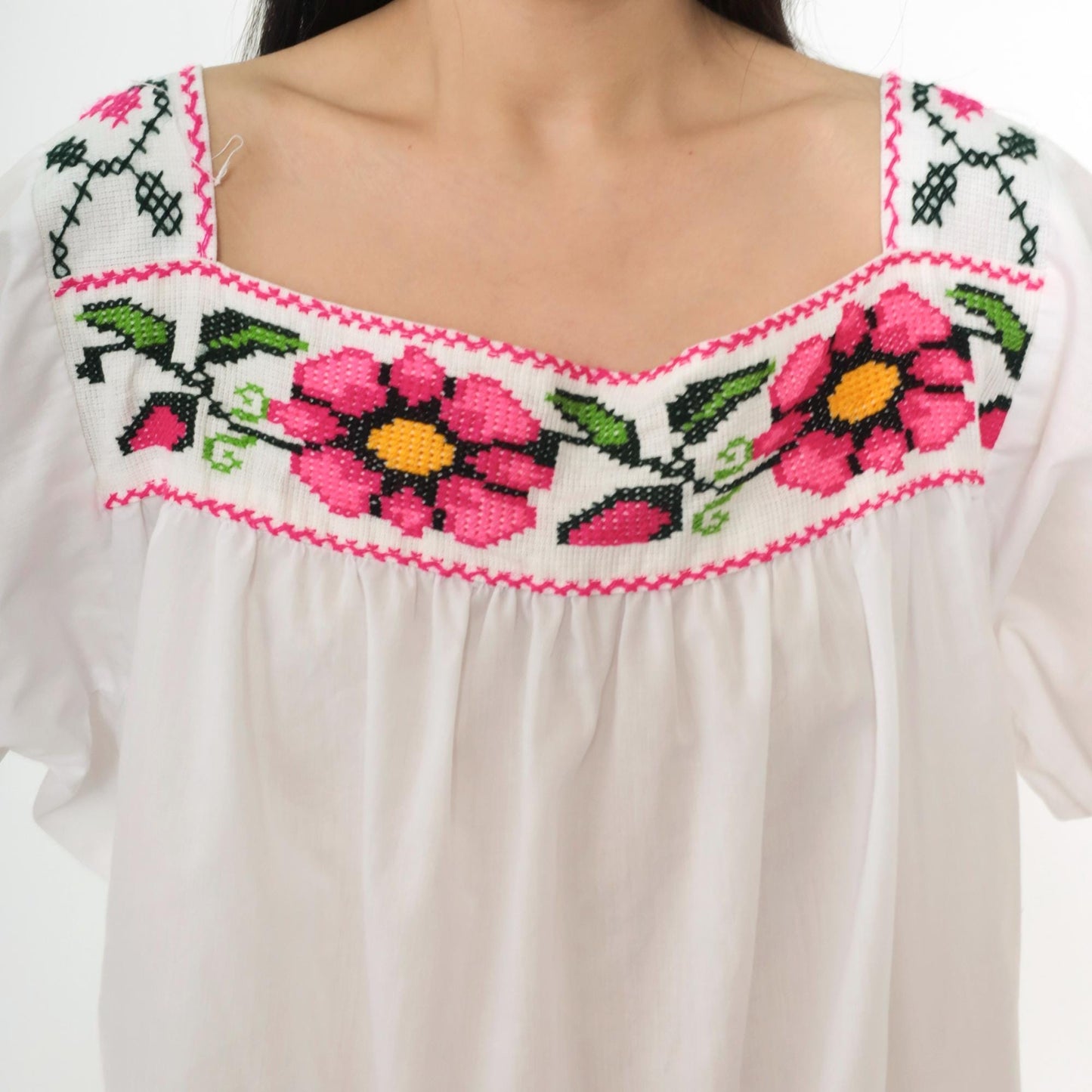 90s Mexican White Floral Embroidered Mini Dress Short Sleeve Large L