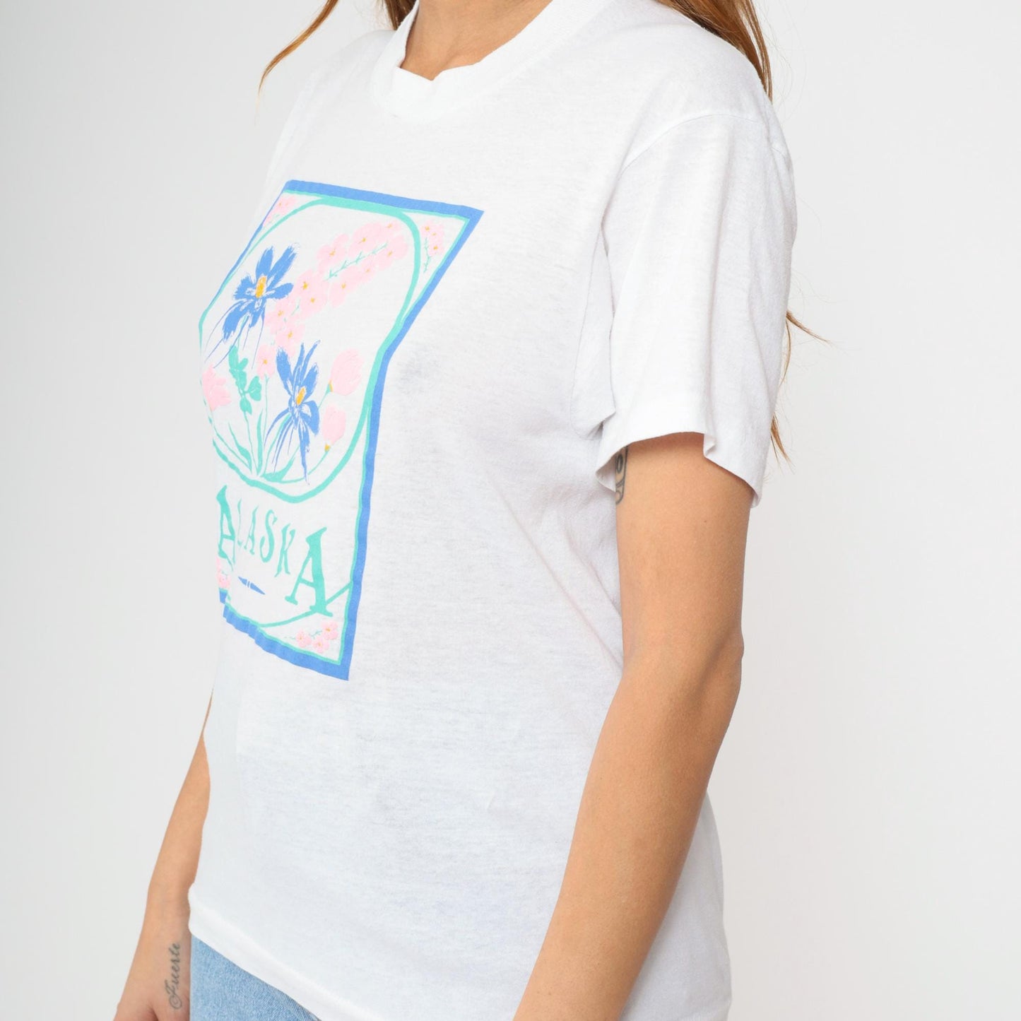 90s Screen Stars Alaska Floral Graphic T-Shirt White Single Stitch Small