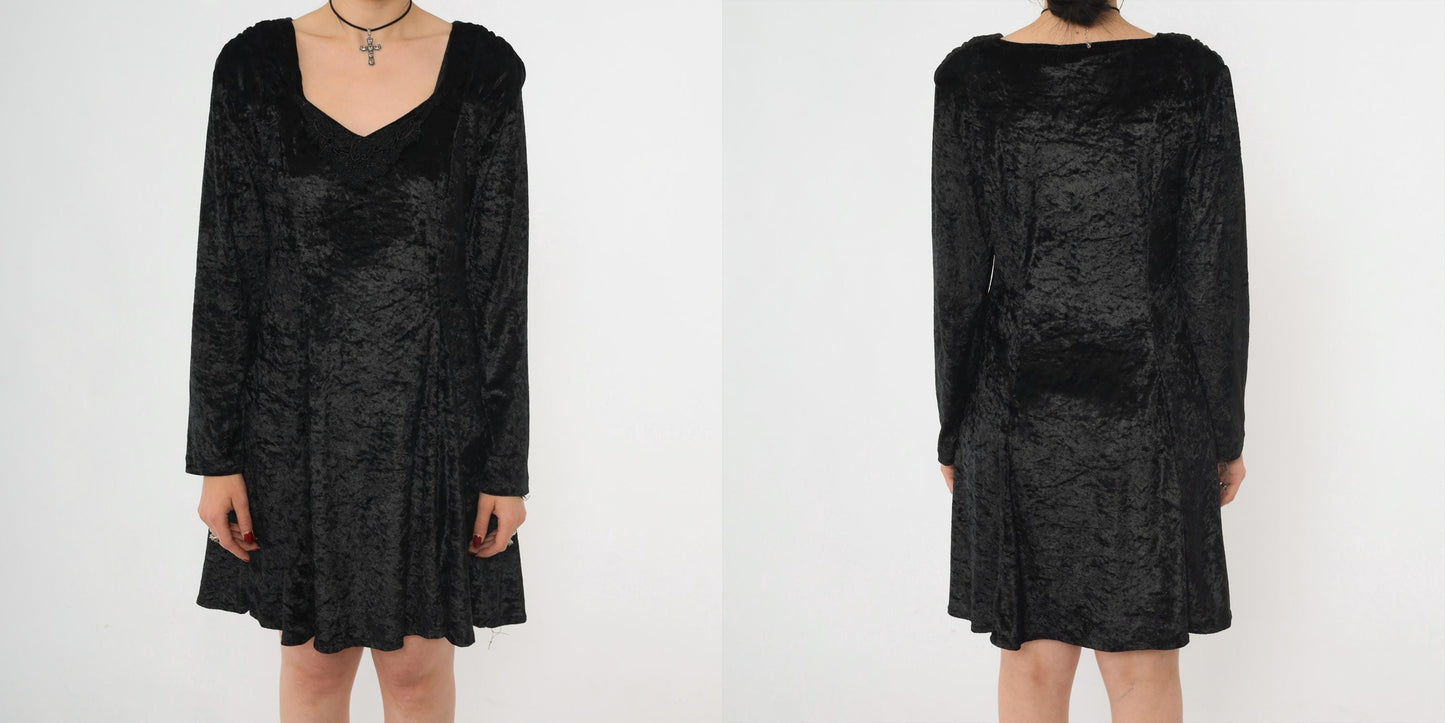 90s Black Crushed Velvet Mini Dress Lace Trim Long Sleeve Medium M