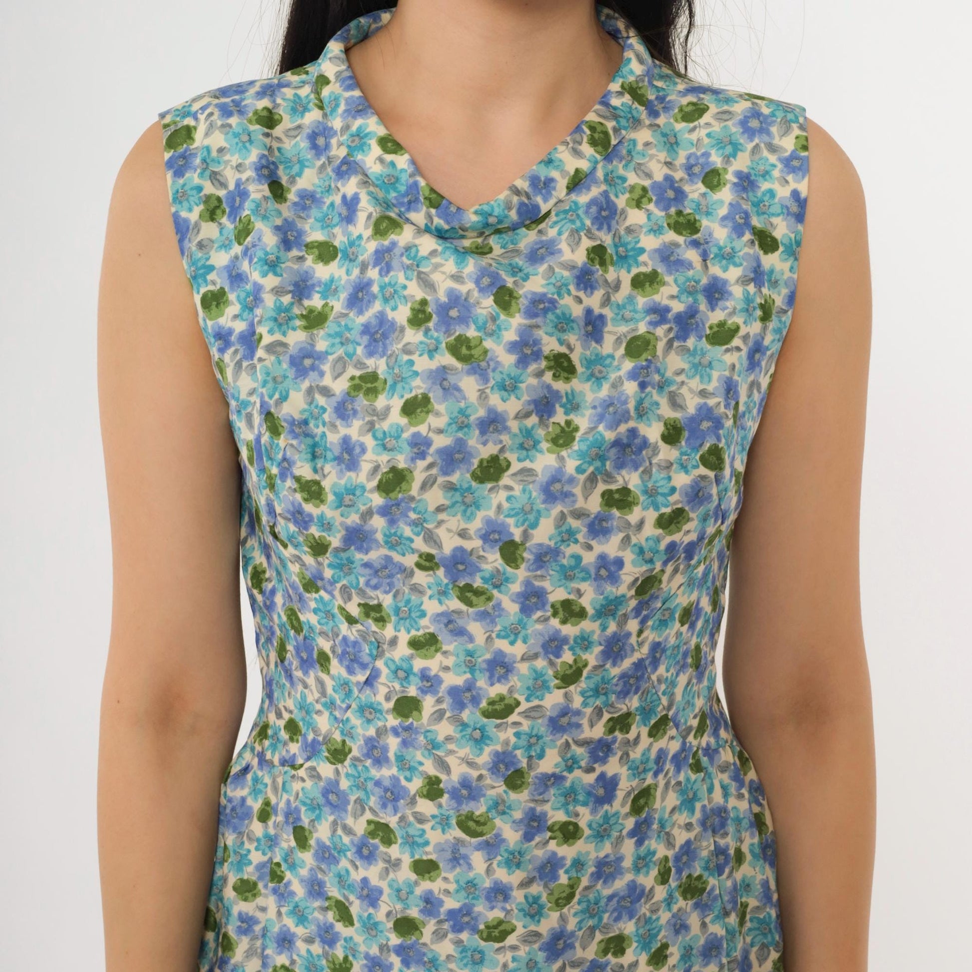 1960s Blue Green Floral Silk Sheath Dress Sleeveless Knee Length Extra Small