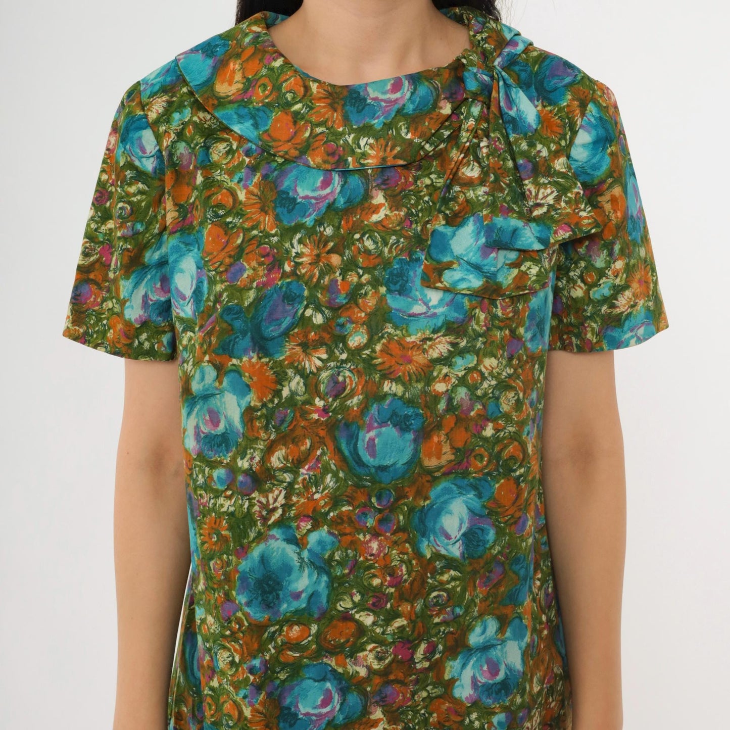 1960s Green Floral Shift Dress Bow Collar Knee-Length Medium M