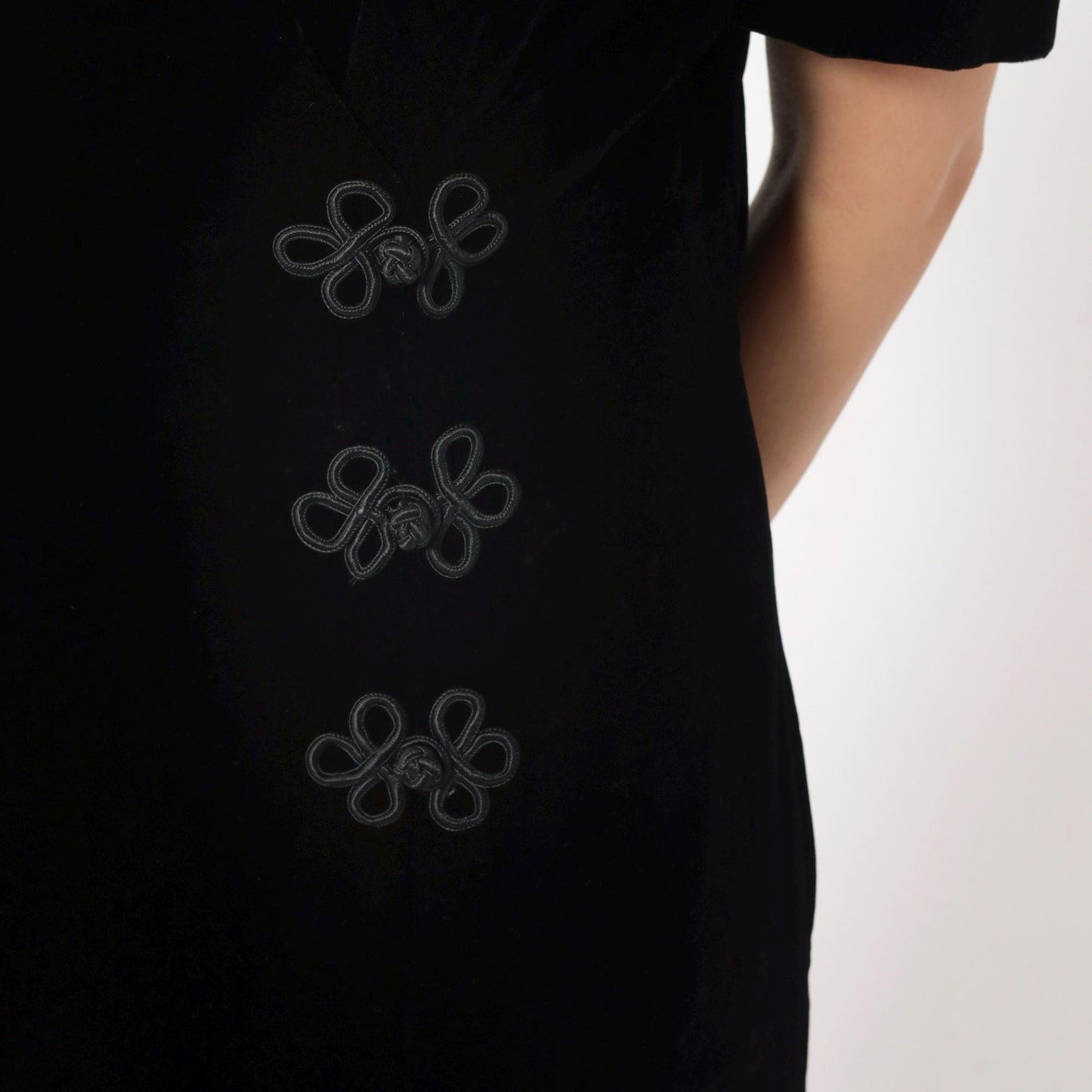 90s Talbots Black Velvet V-Neck Midi Dress Frog Closures Small 6