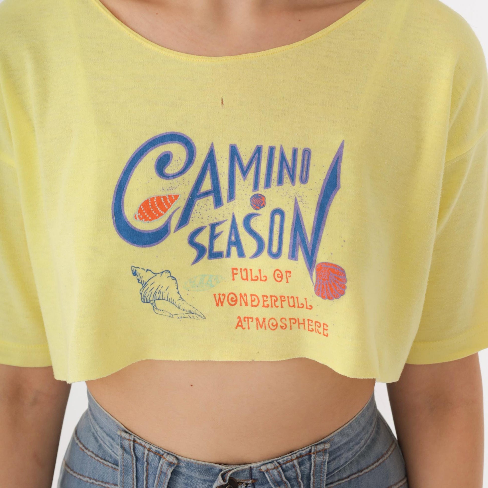 90s Camino de Santiago Yellow Crop Tee Scallop Shell Graphic Small