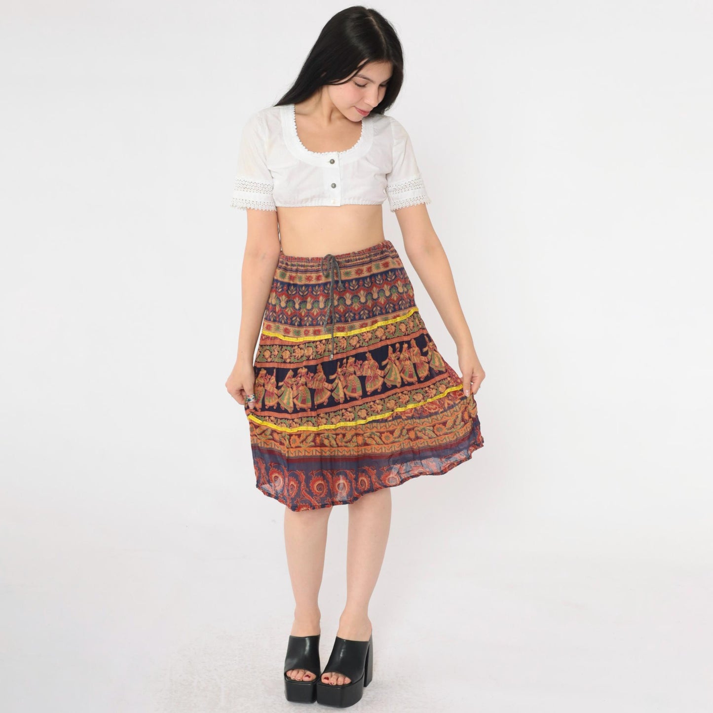 90s Broomstick Skirt Indian Dancer Floral Print Knee-Length Red Blue Small Medium