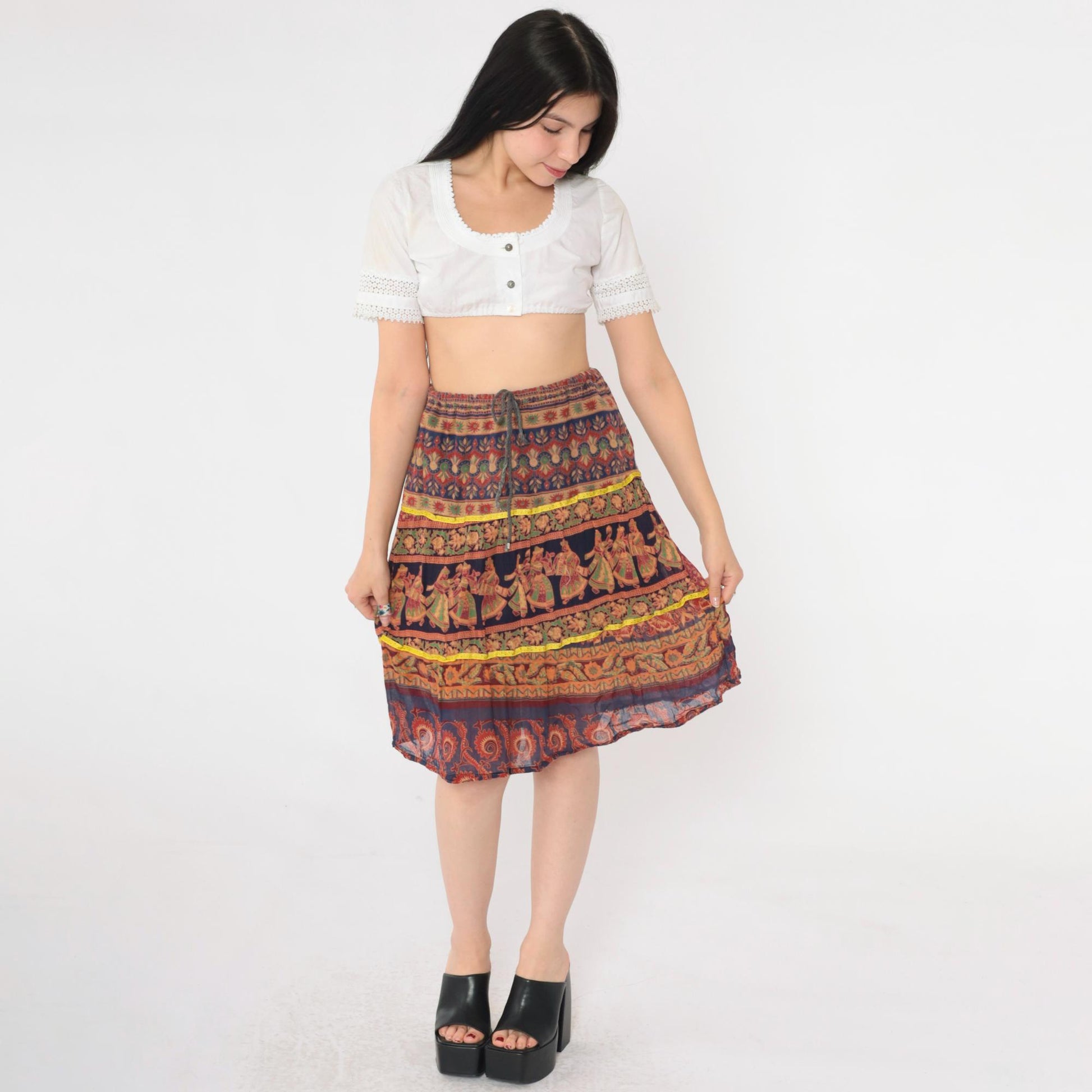 90s Broomstick Skirt Indian Dancer Floral Print Knee-Length Red Blue Small Medium