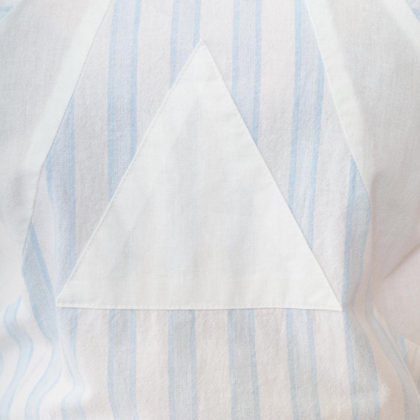 80s Striped T-Shirt Baby Blue White Triangle Graphic Half Sleeve Small