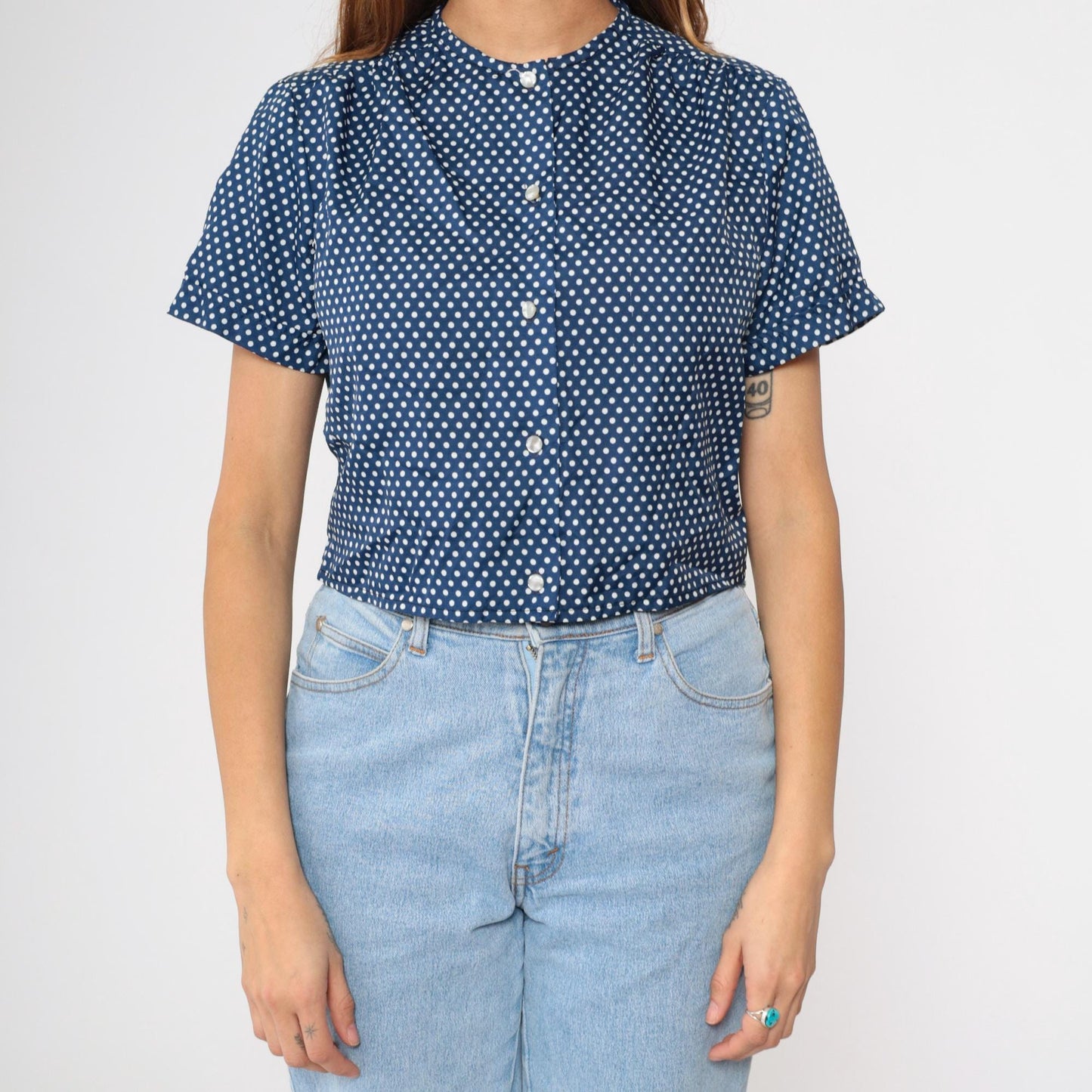 70s Blue Polka Dot Button Up Blouse Cropped Short Sleeve Pearl Buttons Medium