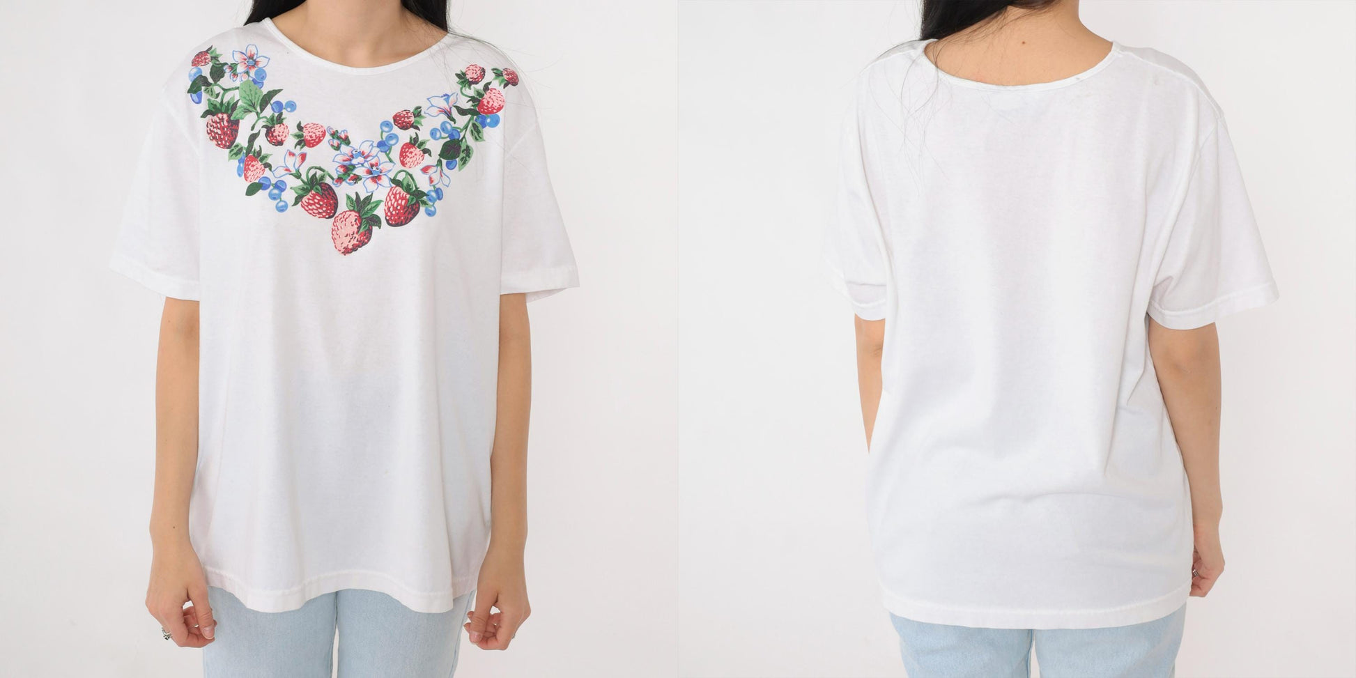 90s Strawberry Blueberry Necklace Print Graphic Tee White Extra Large