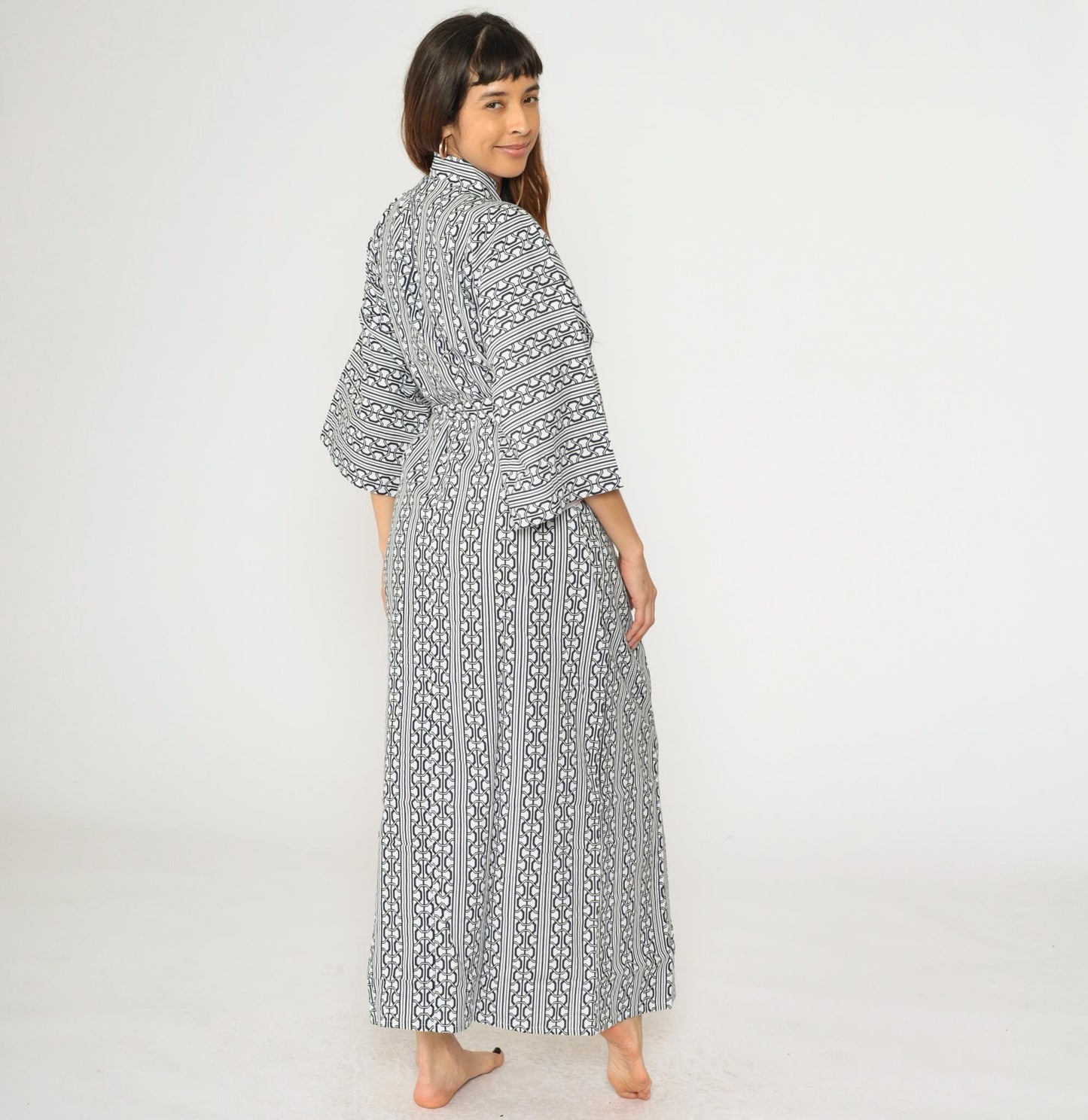 70s Kimono Maxi Robe White Blue Geometric Striped Print Open Front Medium Large