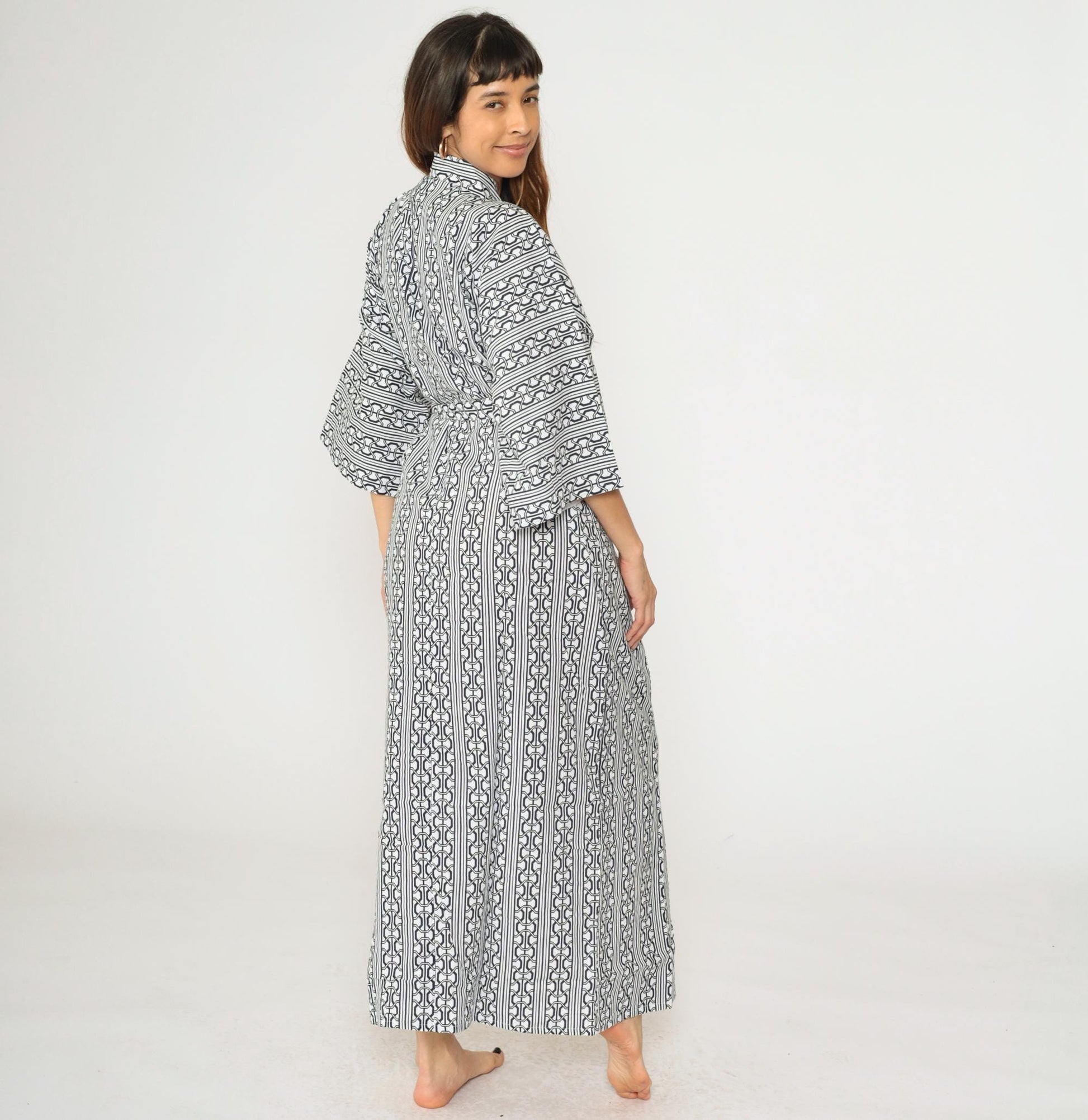 70s Kimono Maxi Robe White Blue Geometric Striped Print Open Front Medium Large